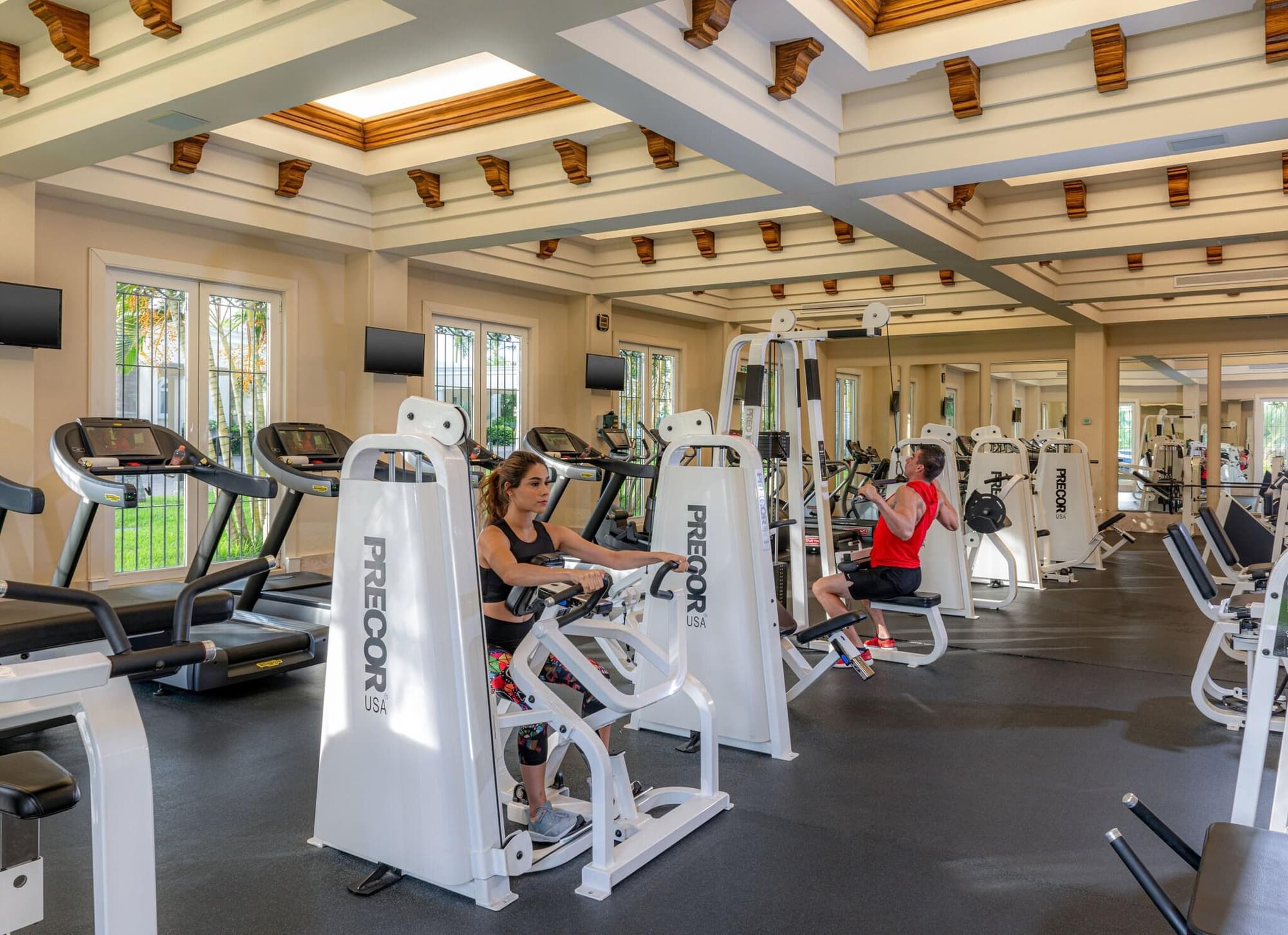 Pueblo Bonito Emerald Bay Resort & Spa, Sports and Entertainment