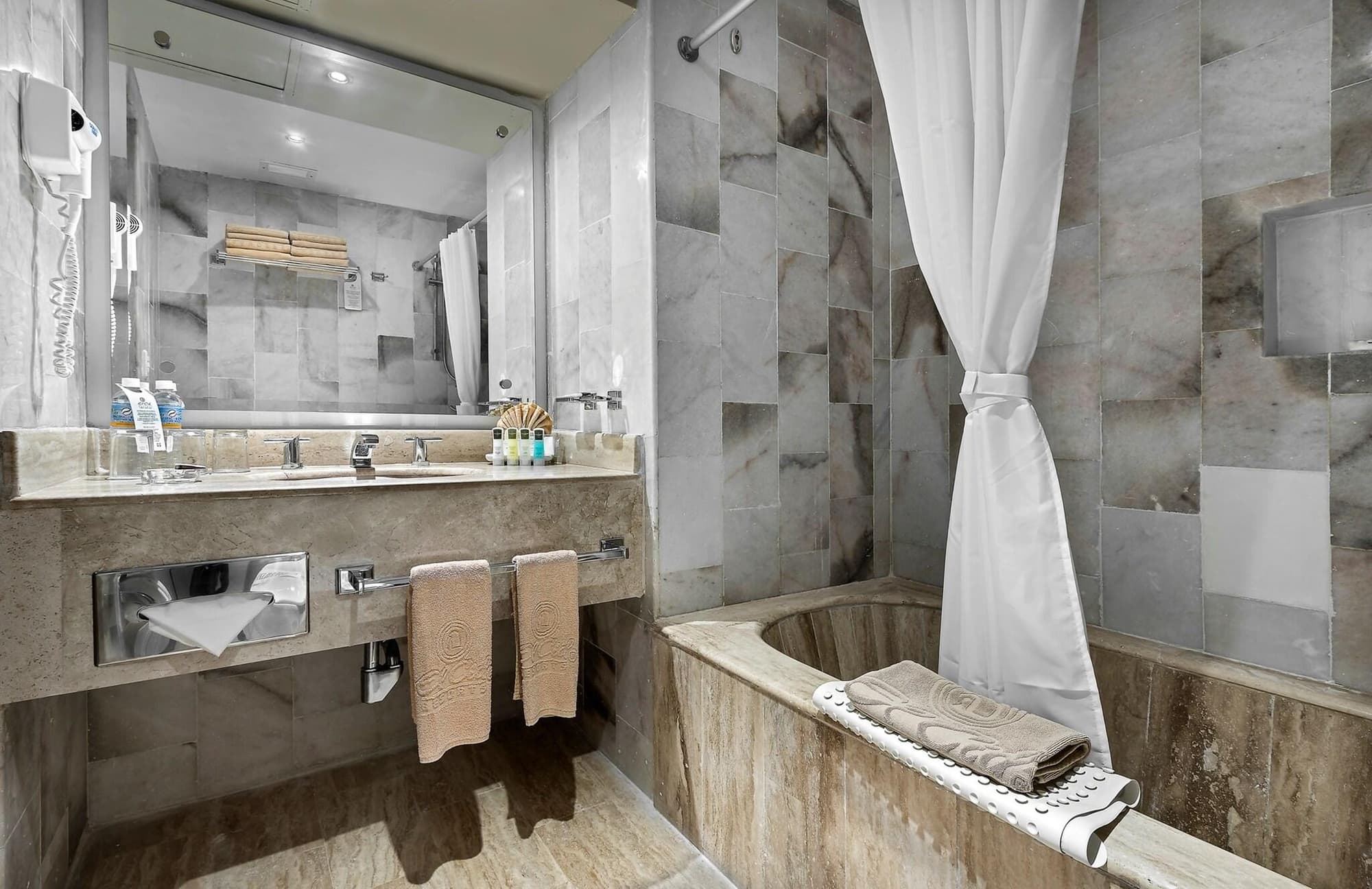 El Cid El Moro Beach Hotel, Room