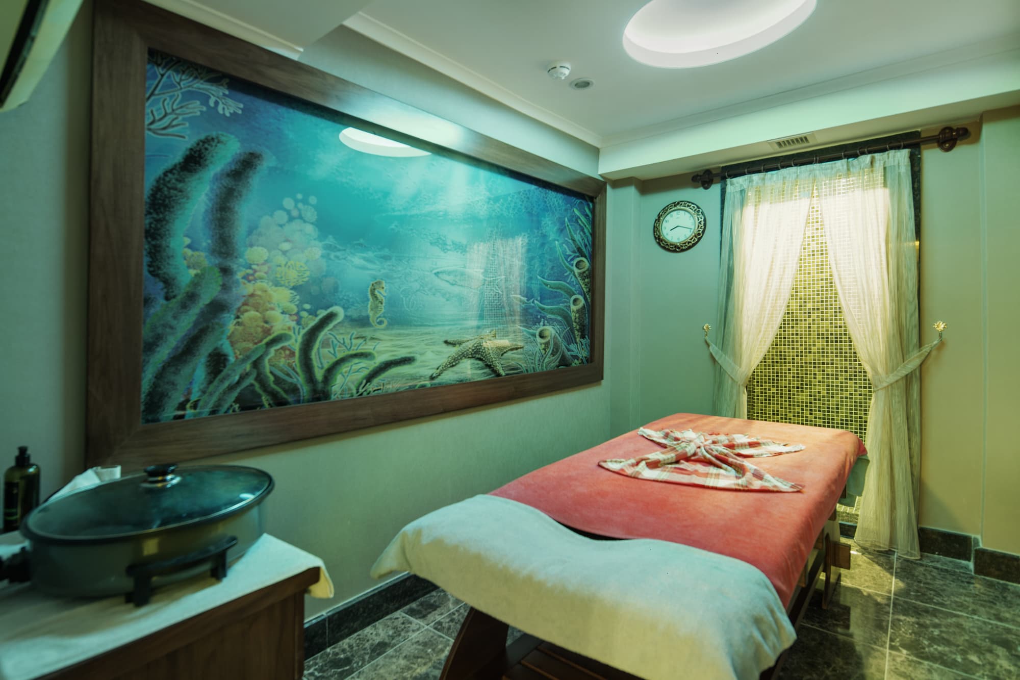 Alaiye Kleopatra, Sports and Entertainment