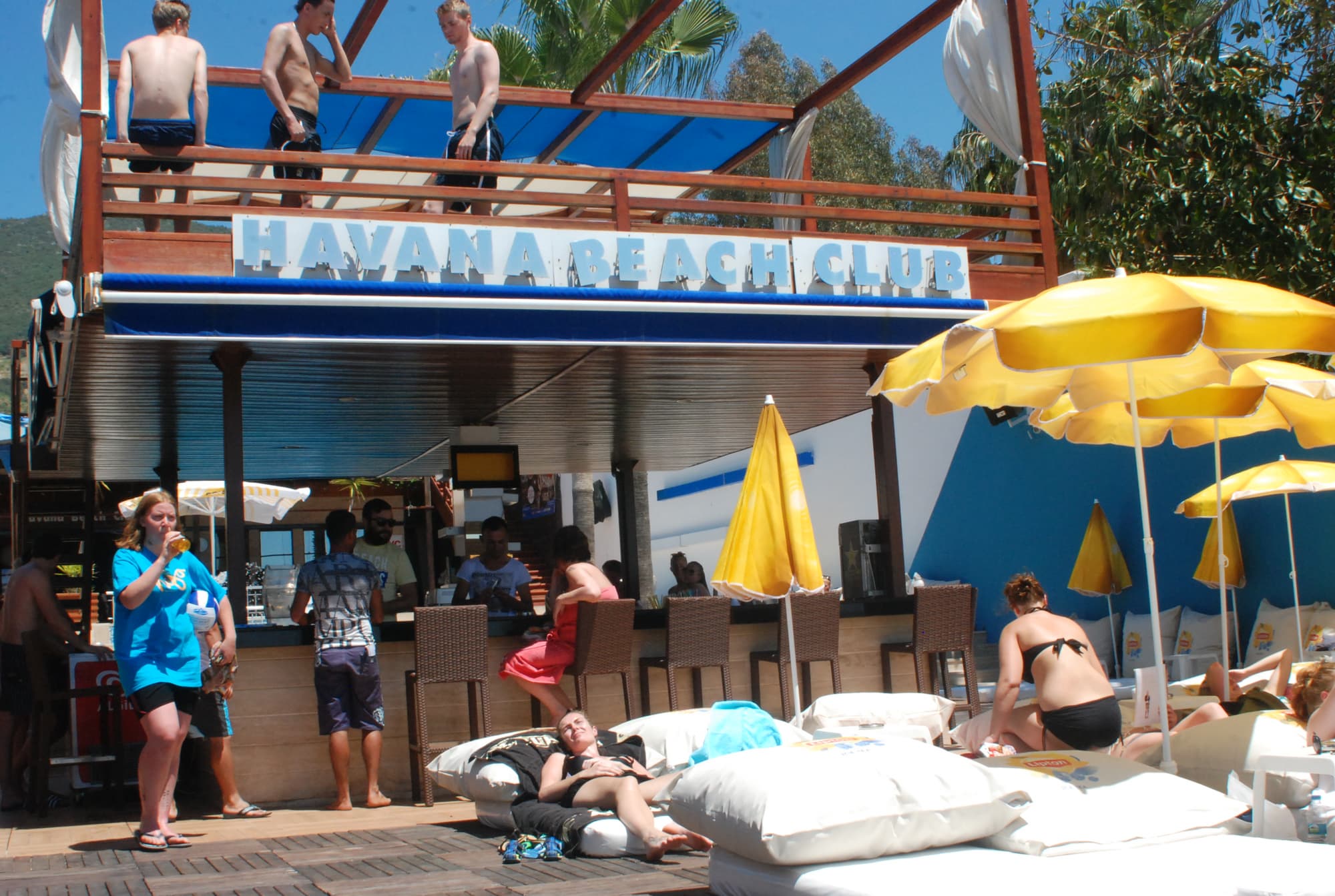 Sealine Hotel, Beach