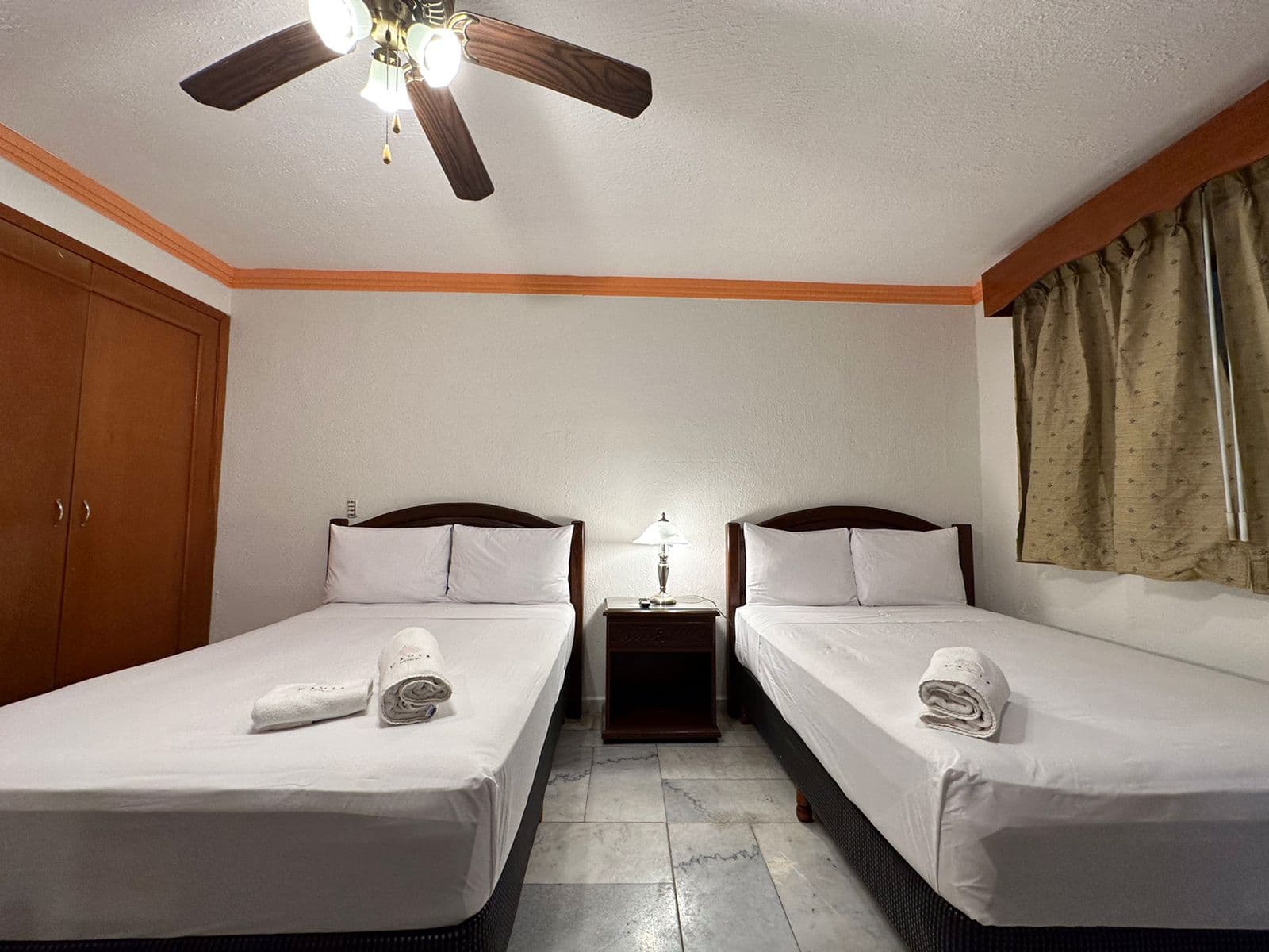 Avenida Cancun , Room