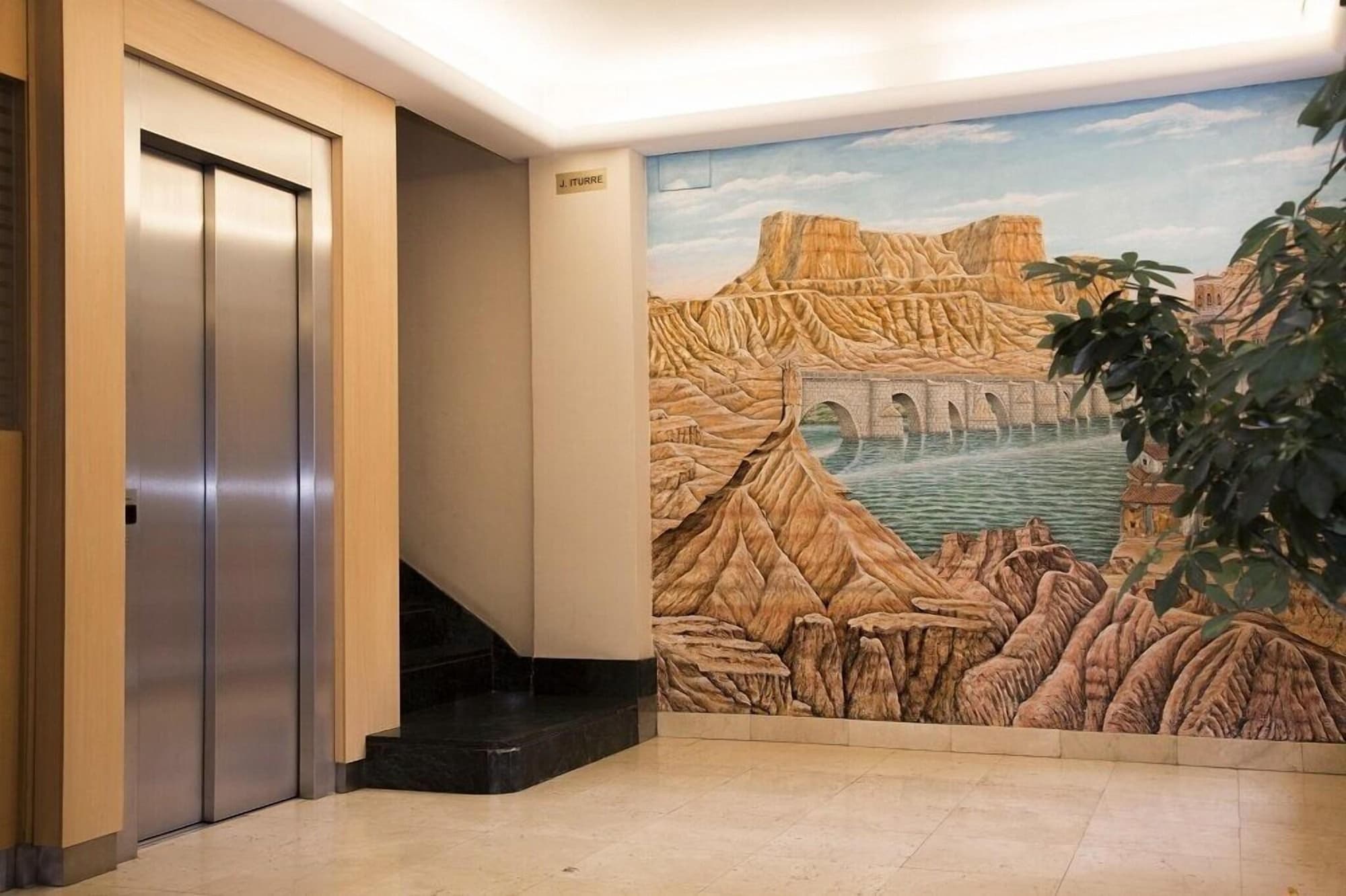 Hotel Delta Tudela, Lobby