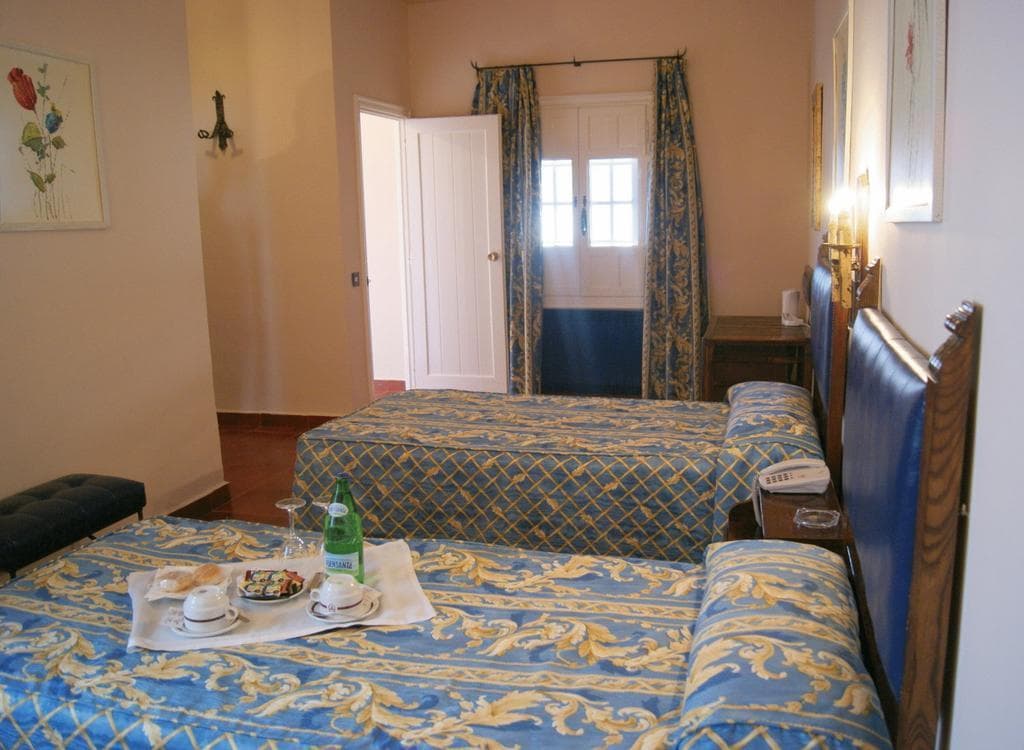 Temple Pradorrey, Room