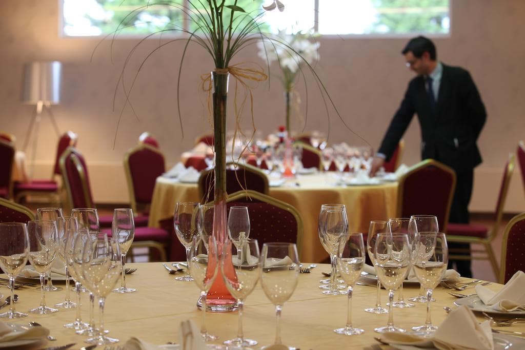 Las Sirenas (Hotel), Restaurant