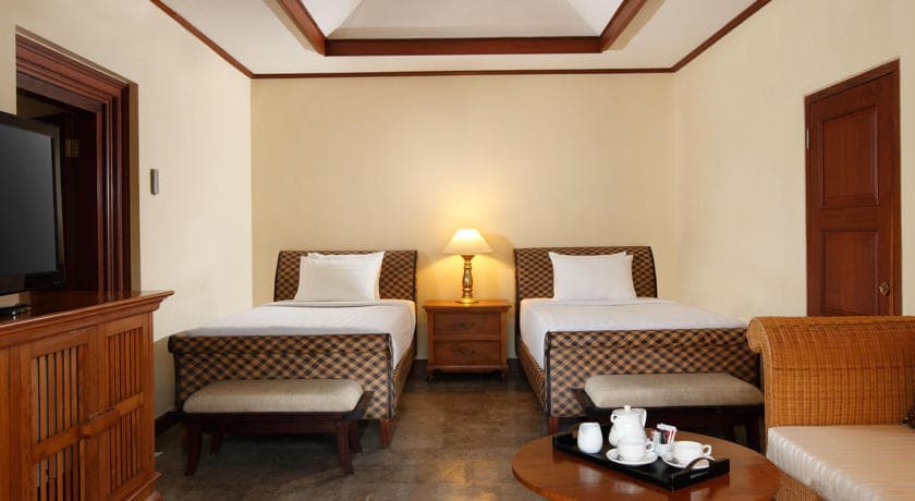 Puri Santrian, General view