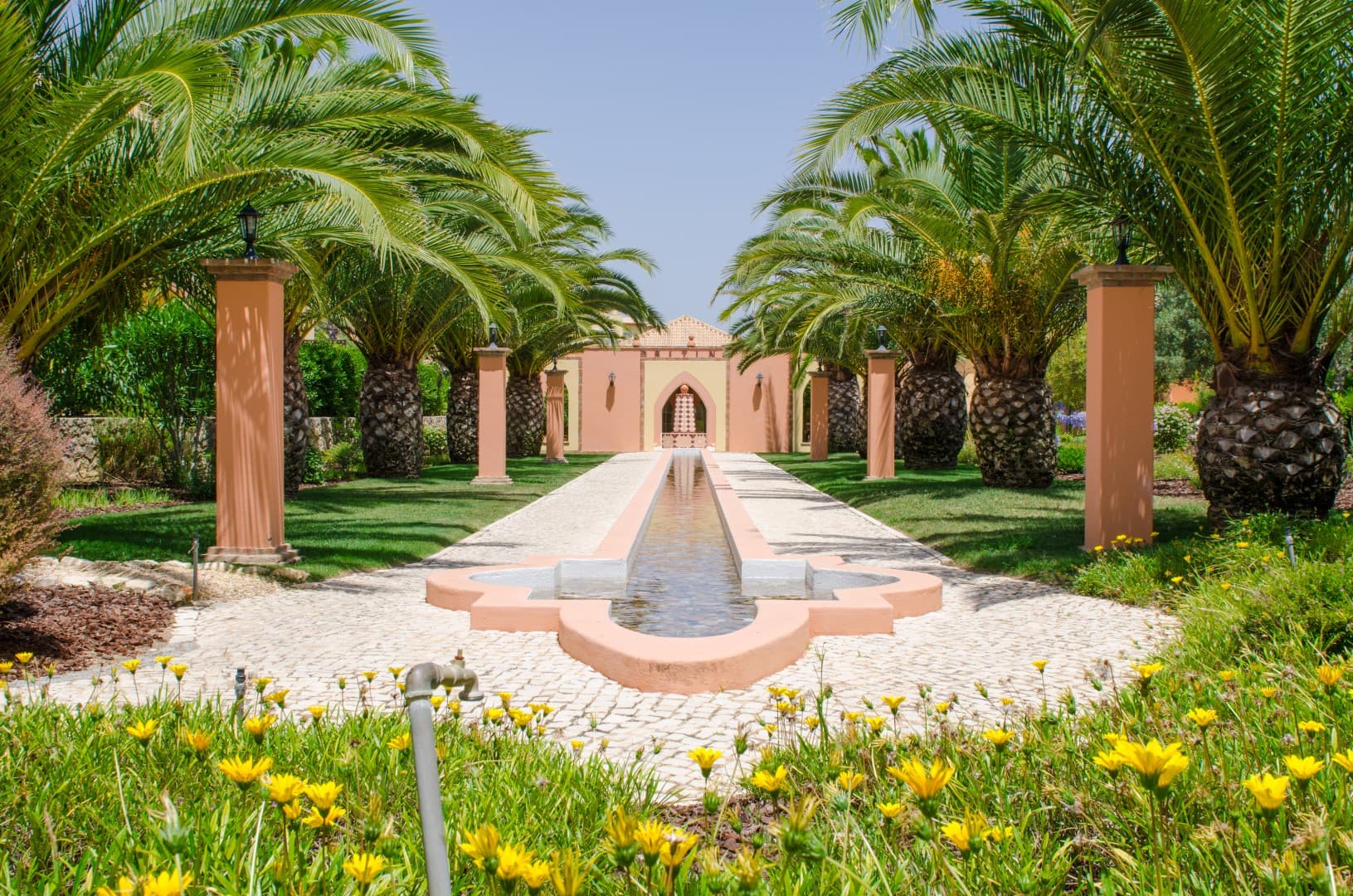 Jardim da Meia Praia, General view