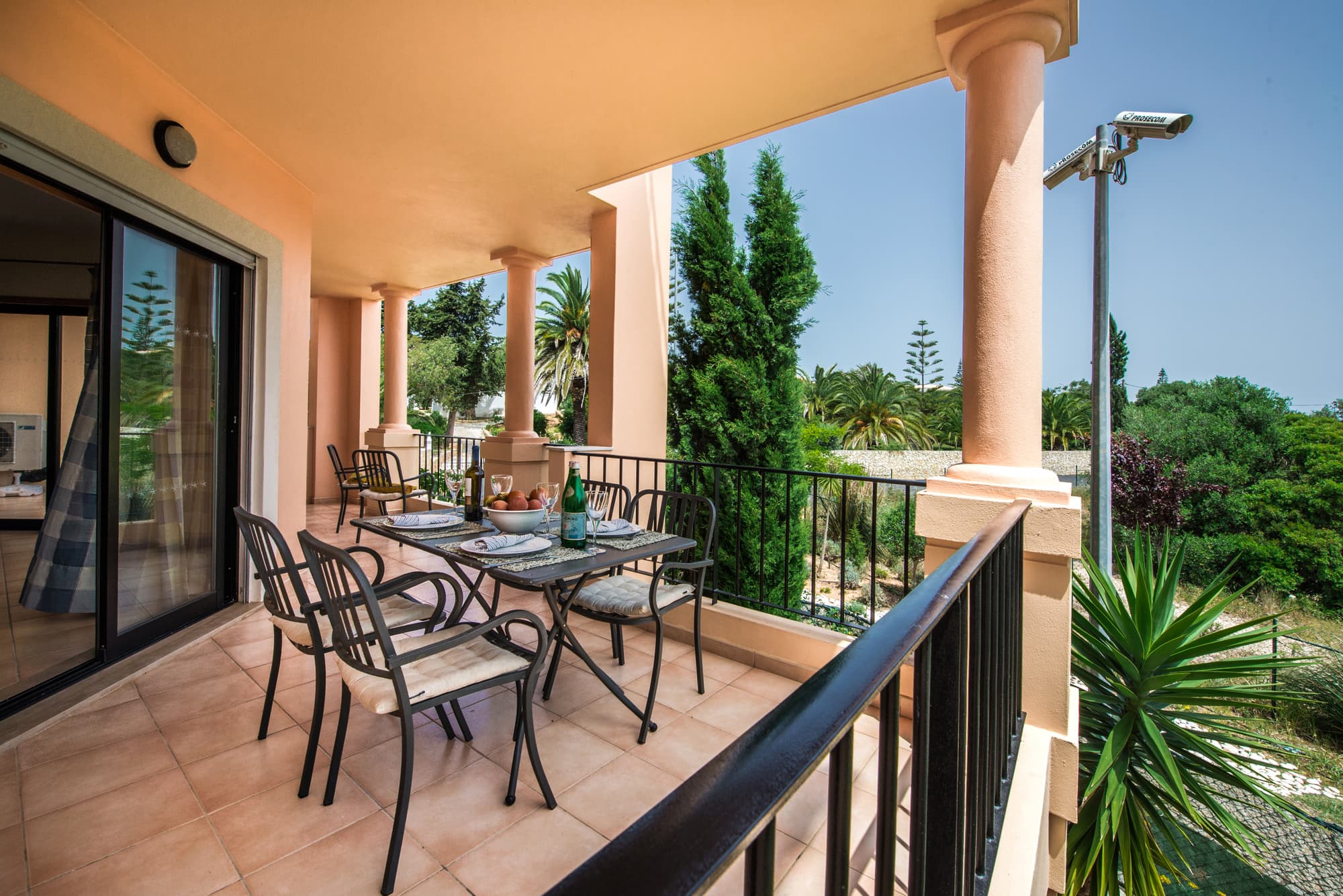 Jardim da Meia Praia, Room