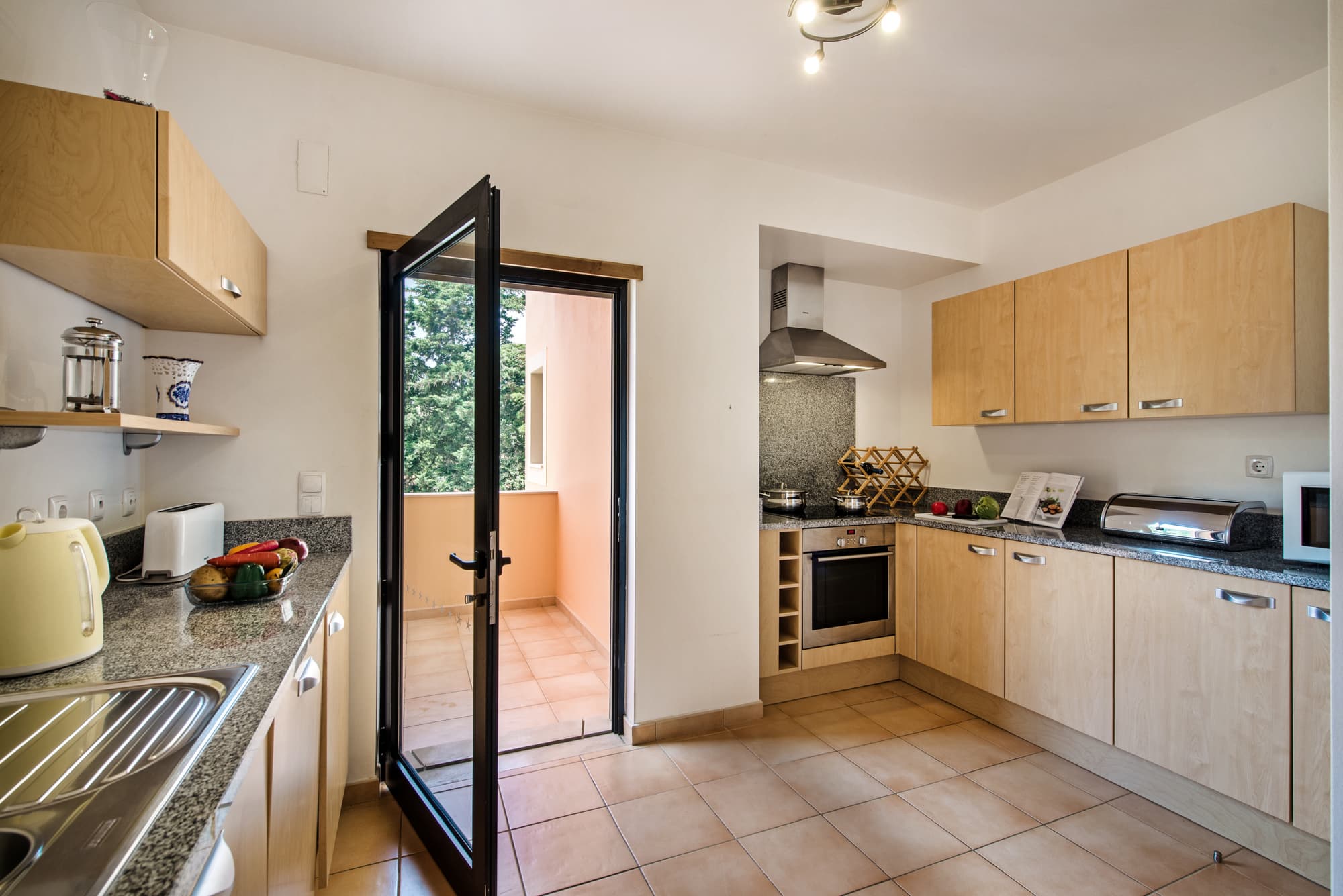 Jardim da Meia Praia, Room