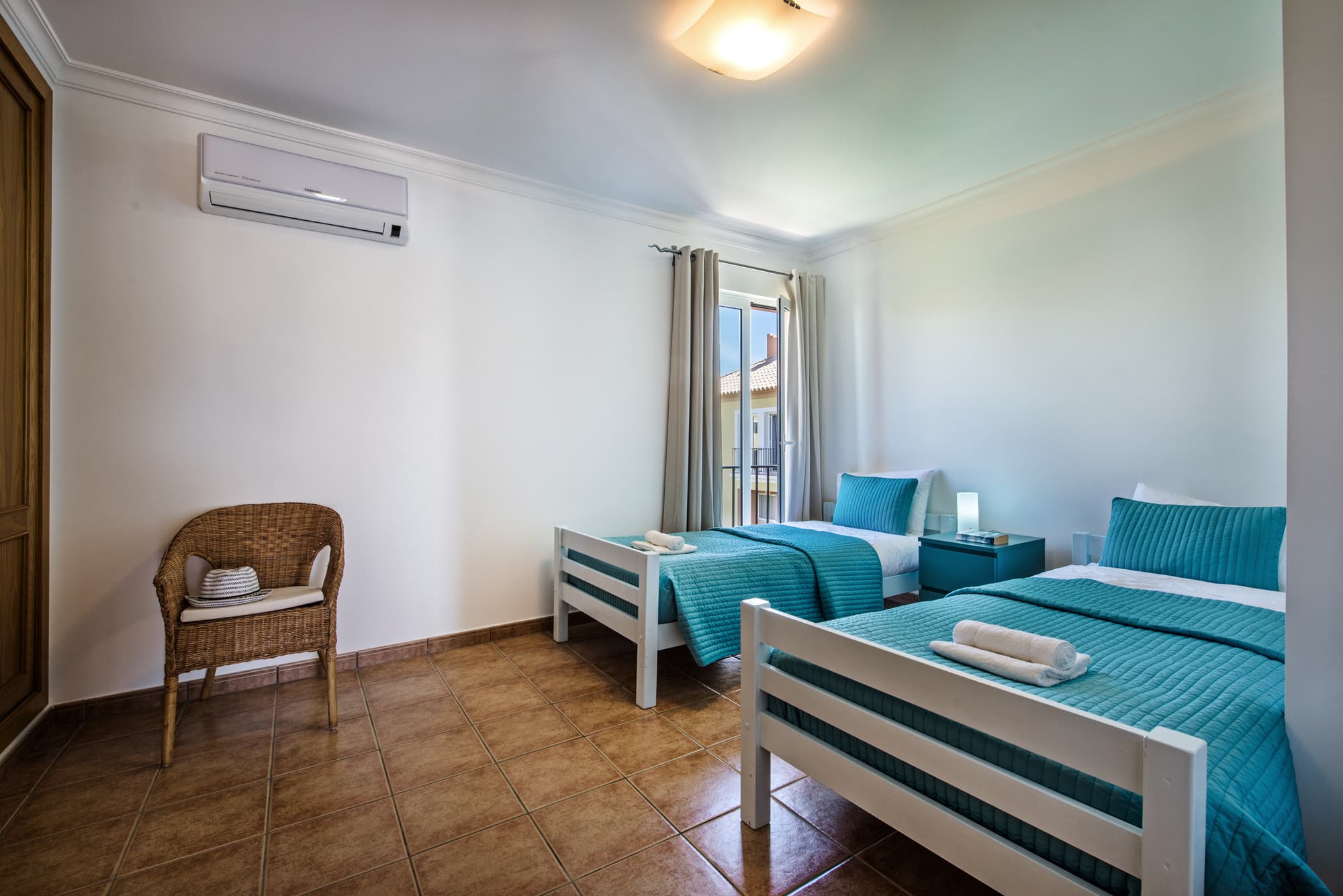 Jardim da Meia Praia, Room