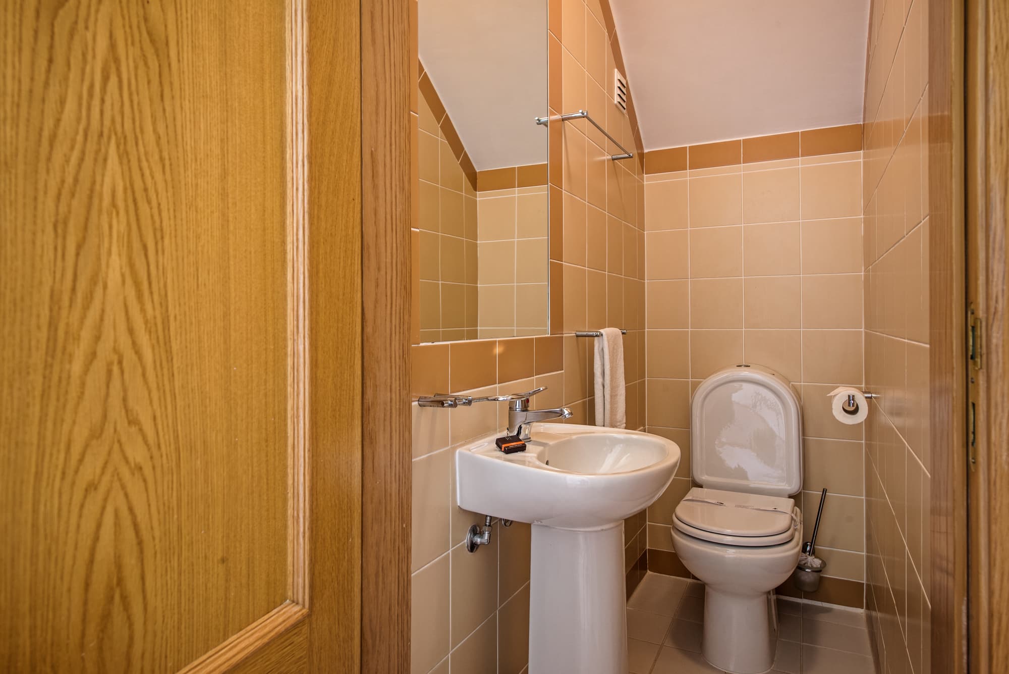 Jardim da Meia Praia, Room