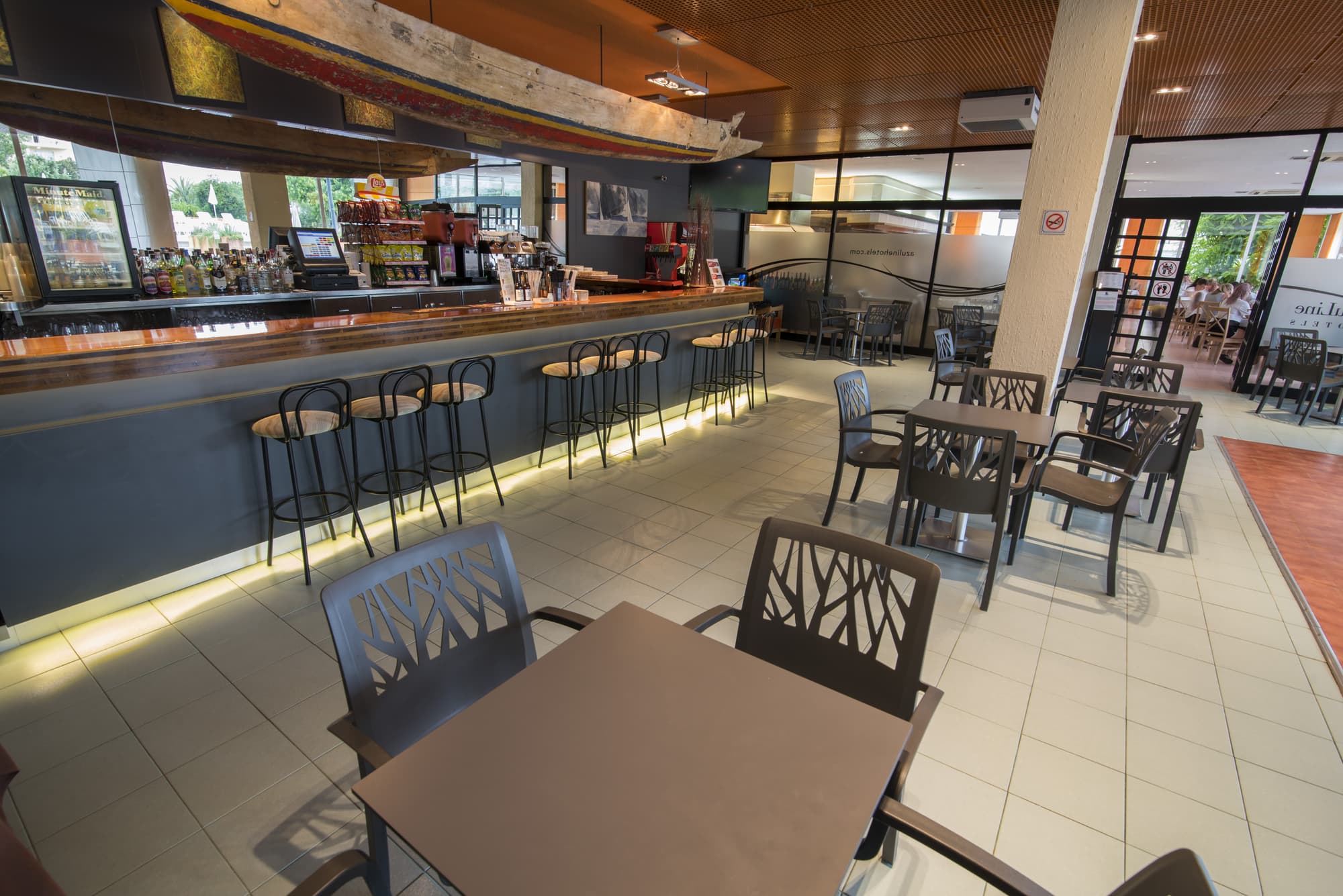 AzuLine Hotel Pacific, Bar