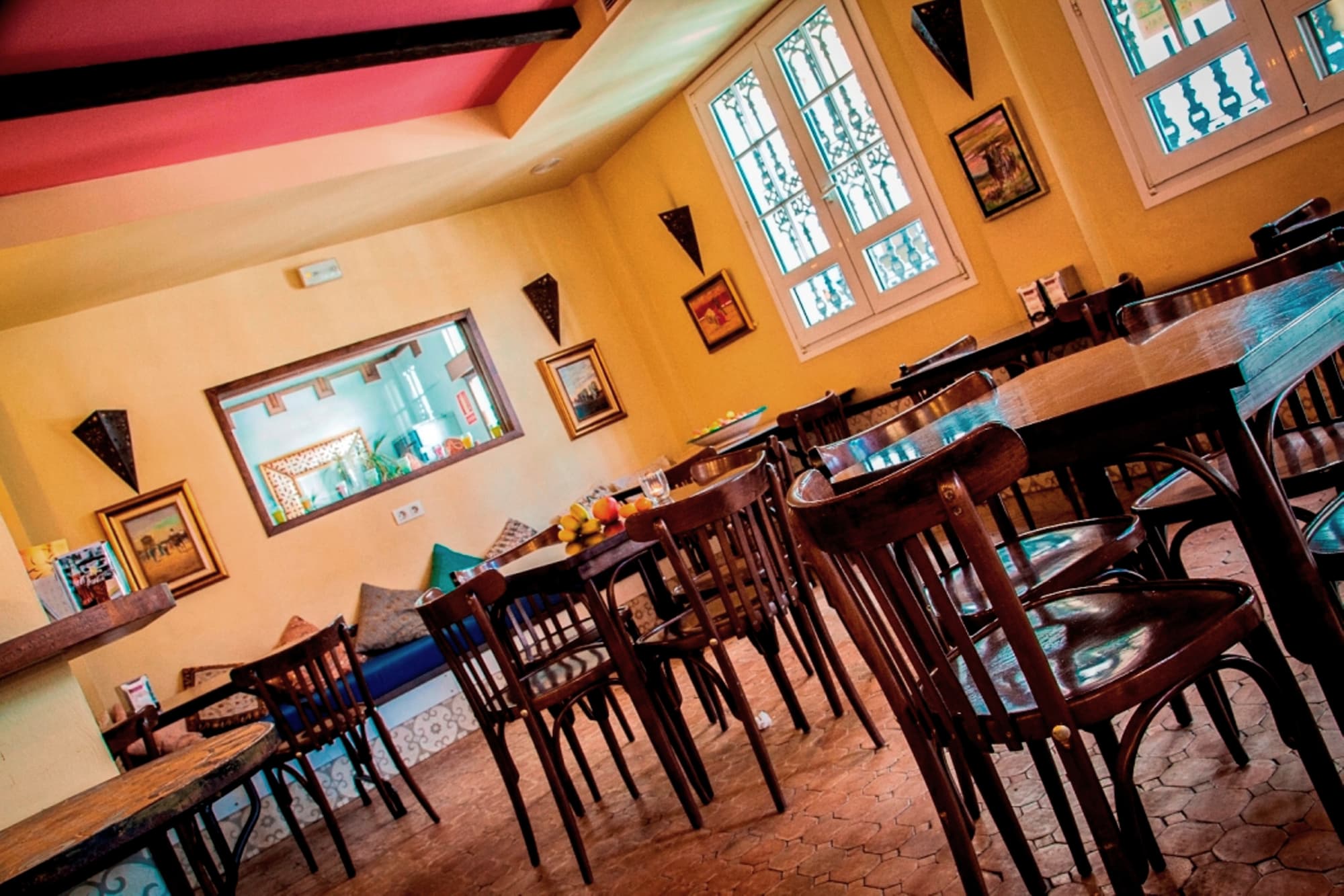 Alcoba del Rey de Sevilla, Bar