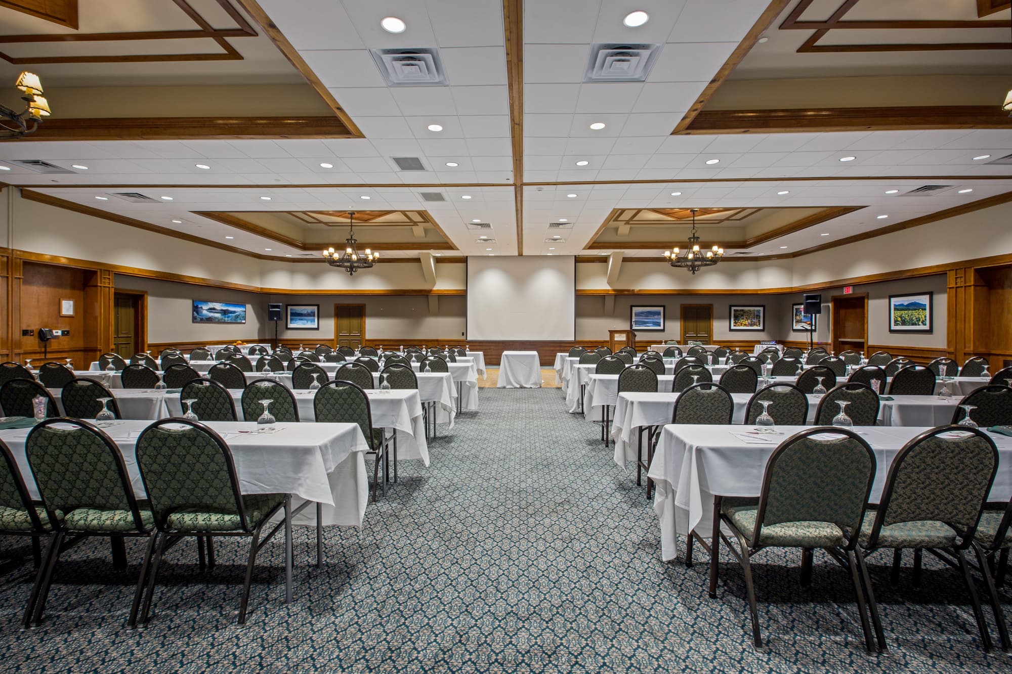 Crowne Plaza Lake Placid, Conferences