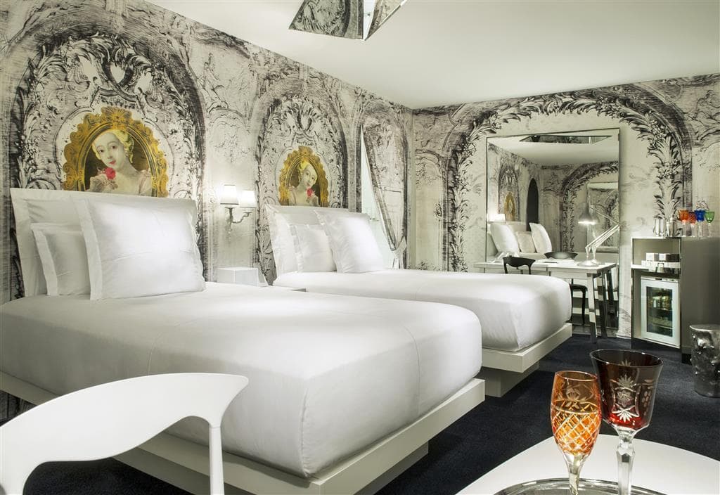 Sahara Las Vegas, Room