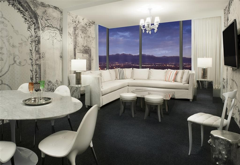 Sahara Las Vegas, Room