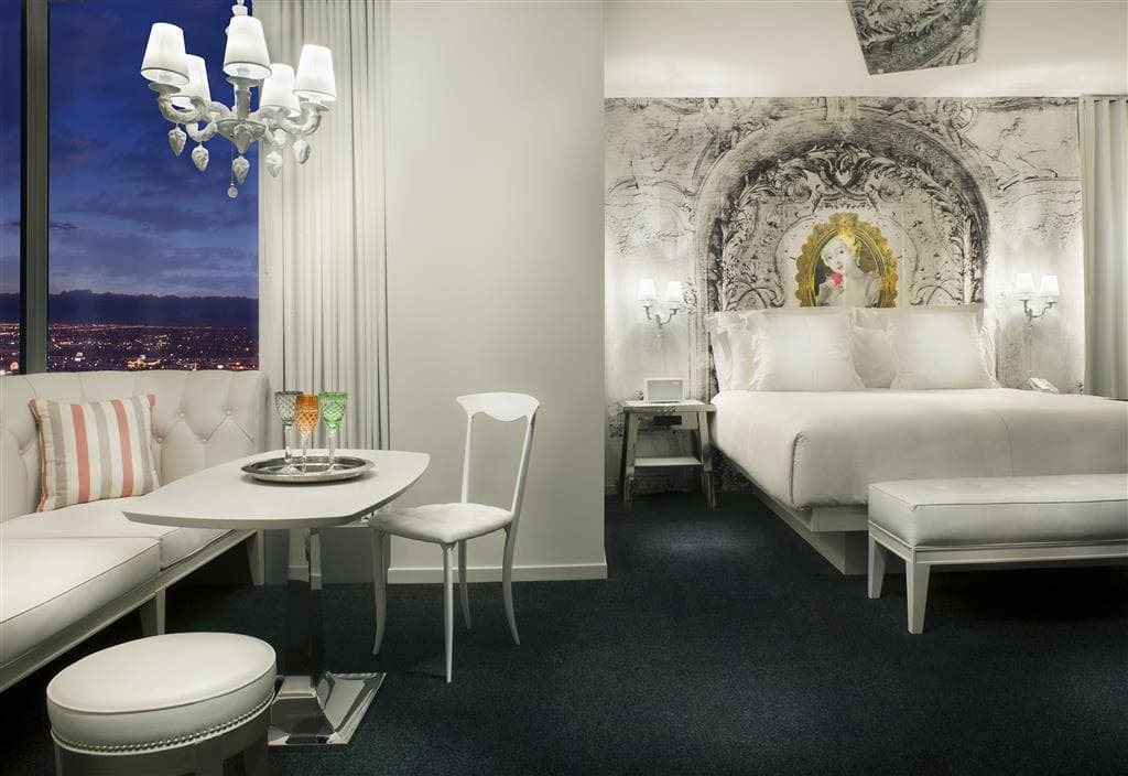 Sahara Las Vegas, Room