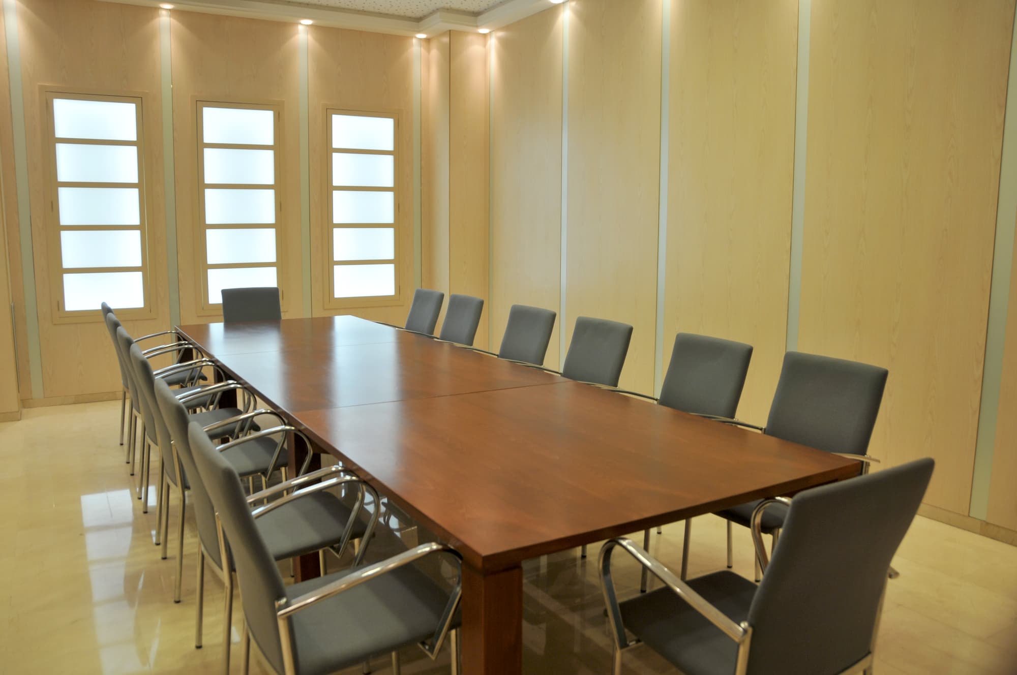 Class Valls, Conferences