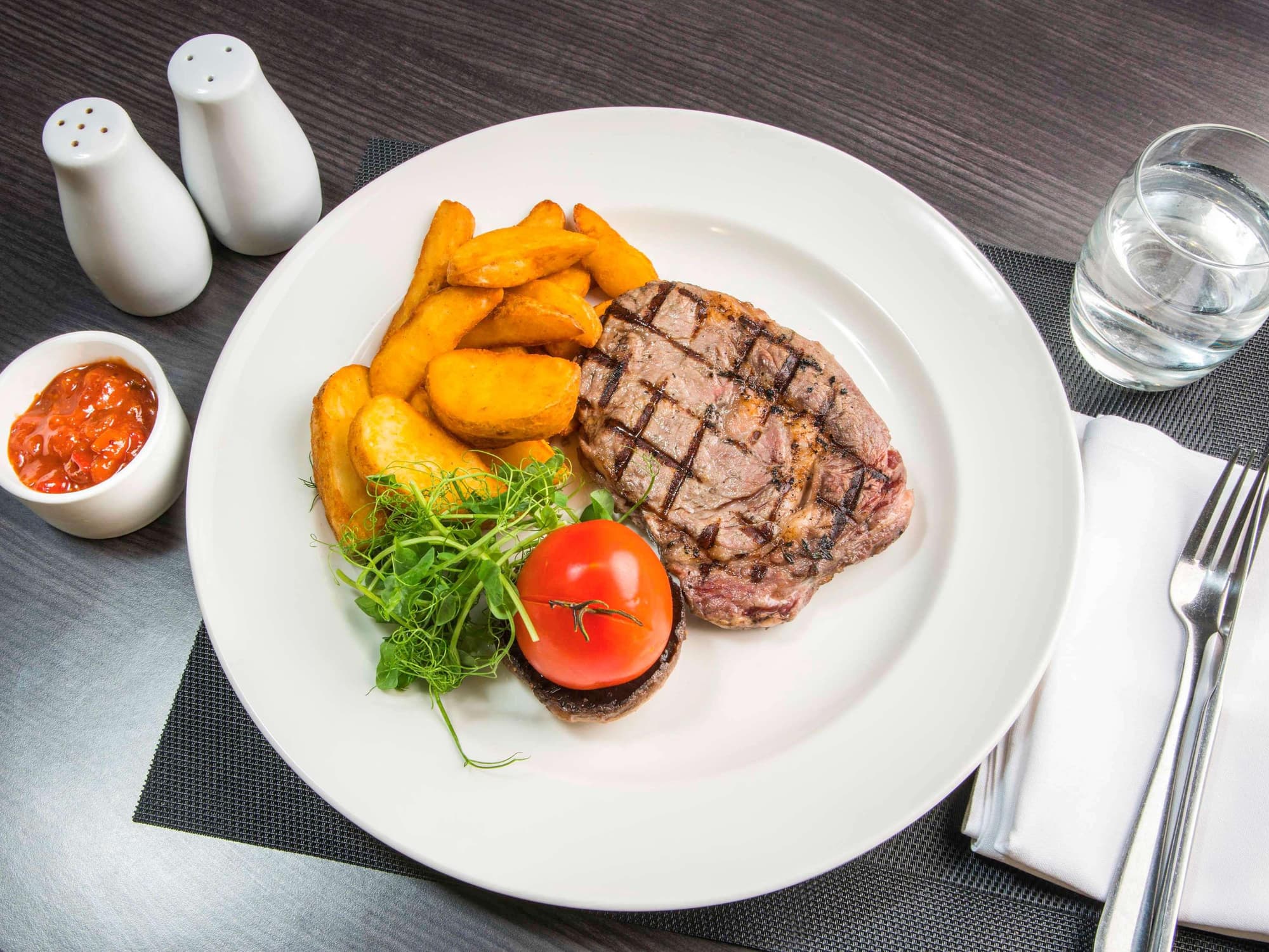 Mercure London Heathrow, Restaurant