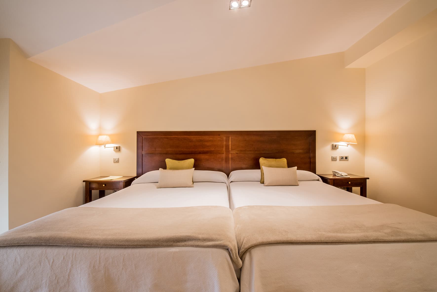 Villa Virginia, Room