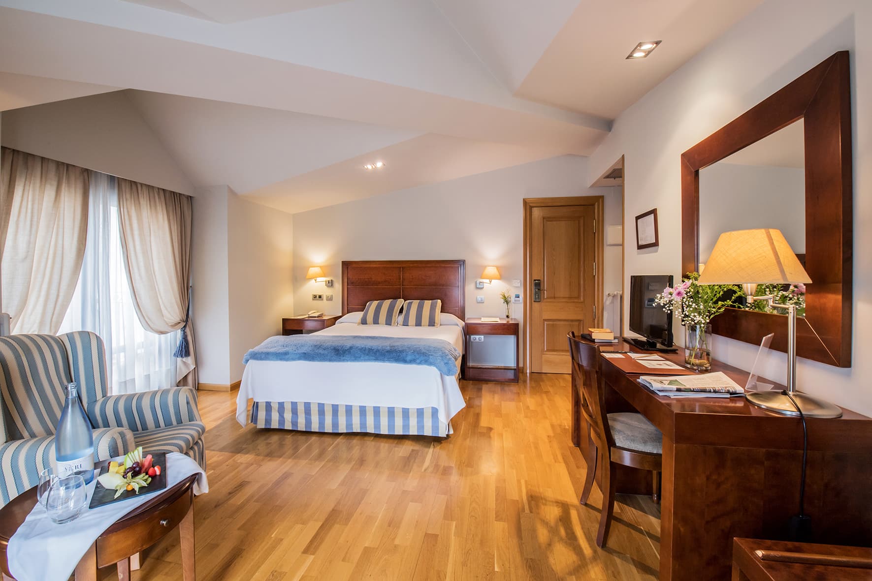 Villa Virginia, Room