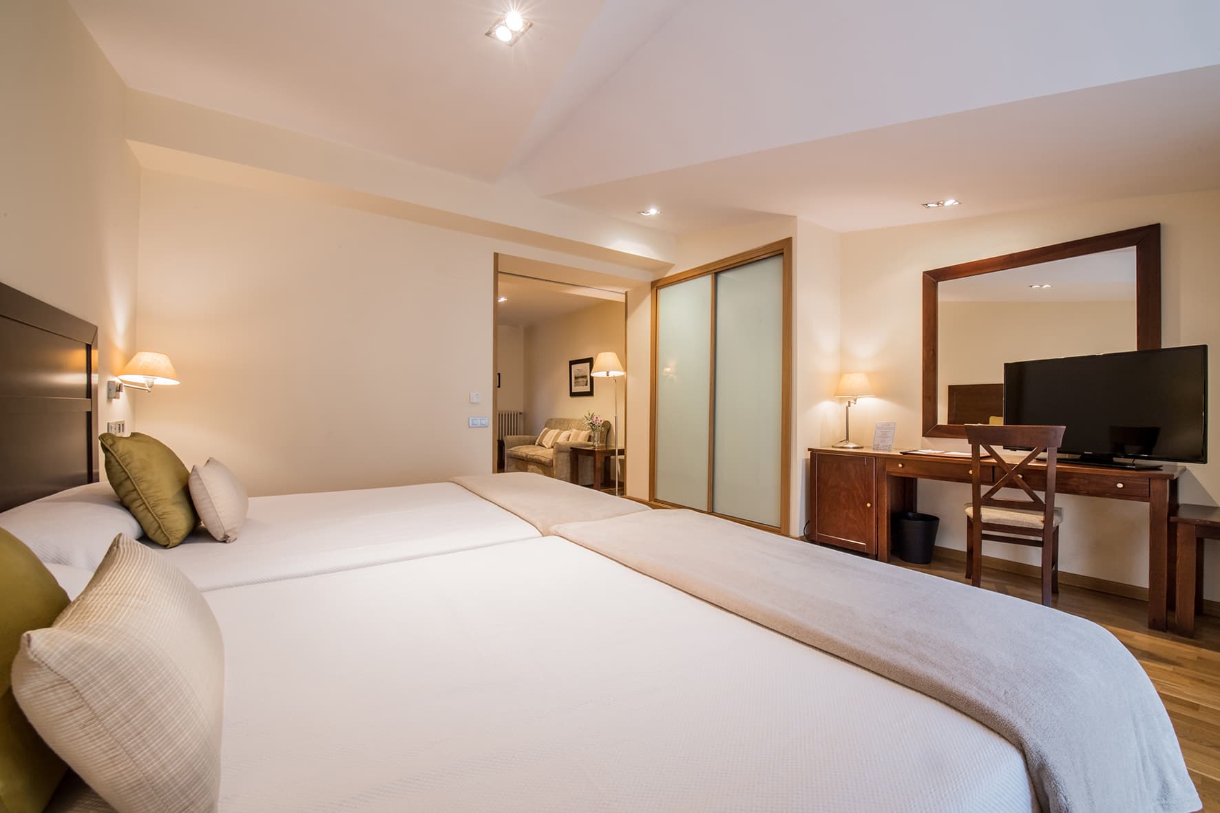 Villa Virginia, Room