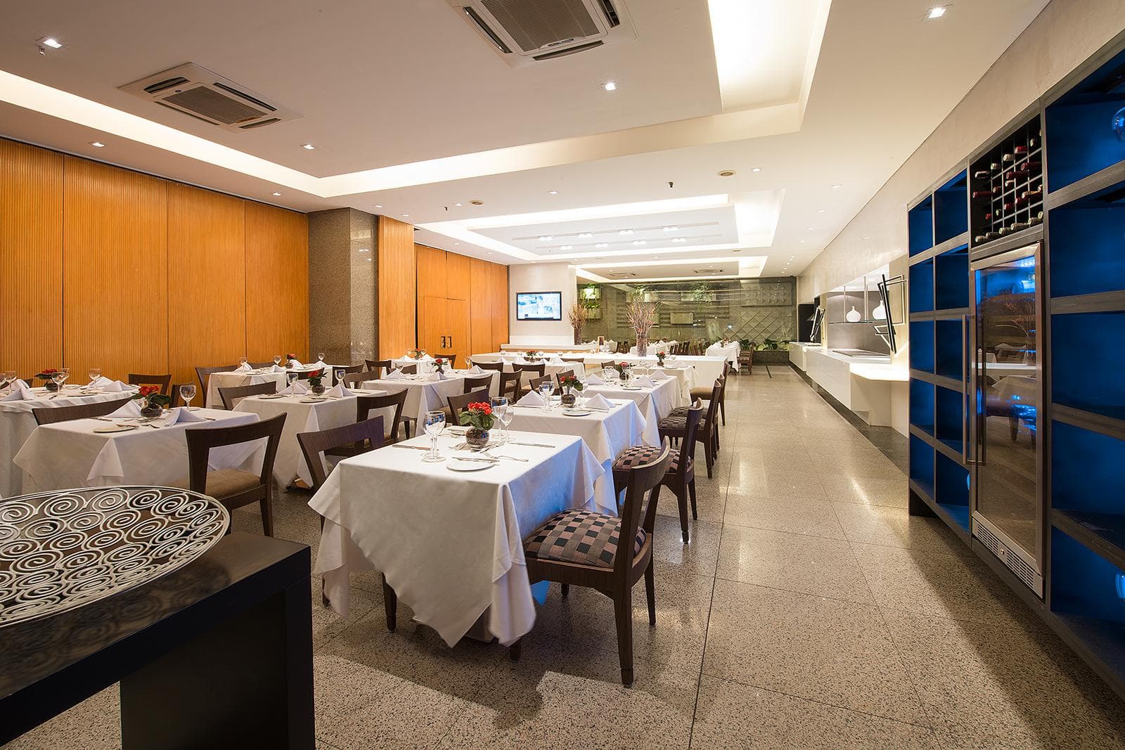 Seara Praia, Restaurant