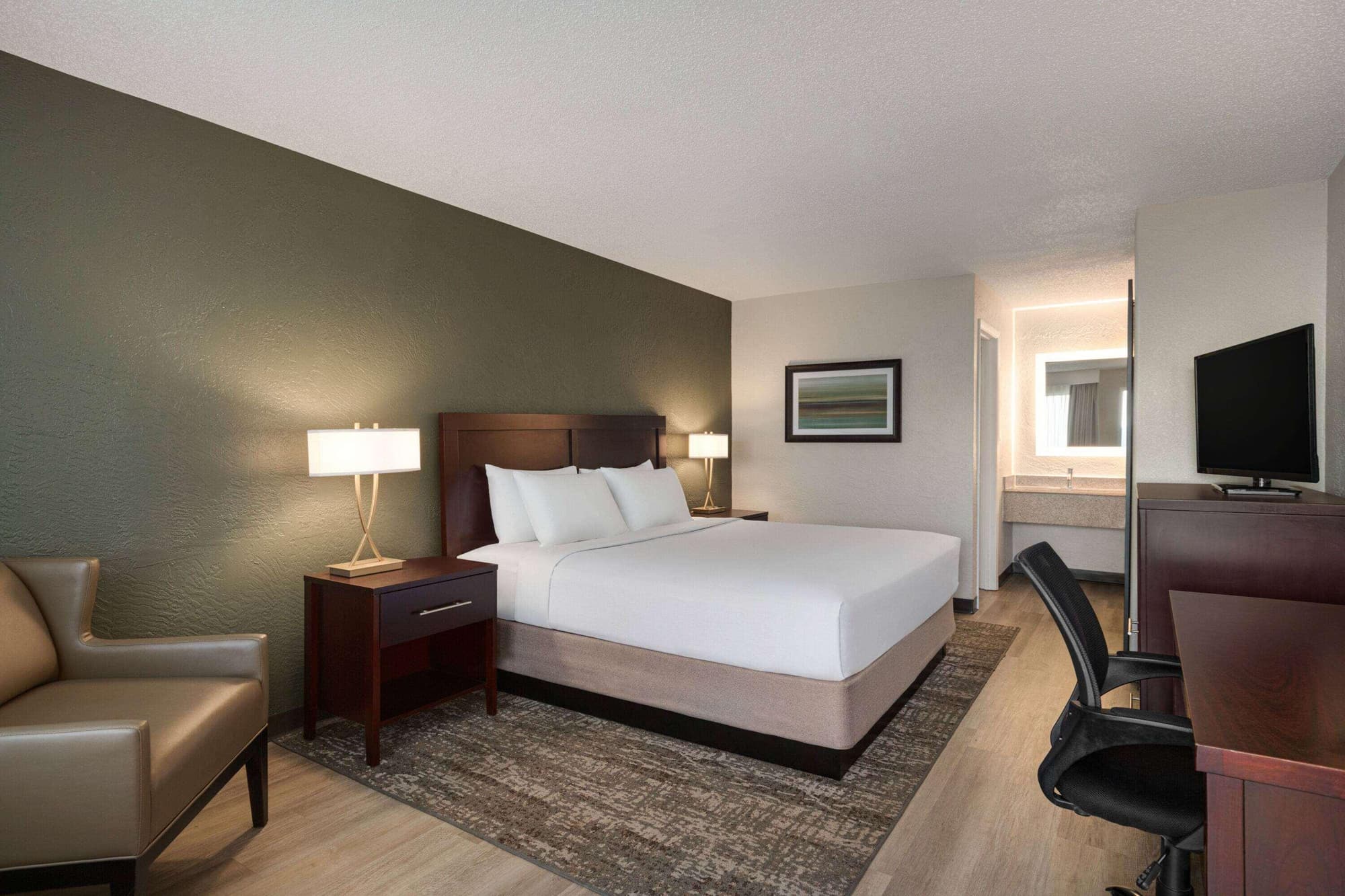 Mai Hana Hotel & Suites International Drive, Room