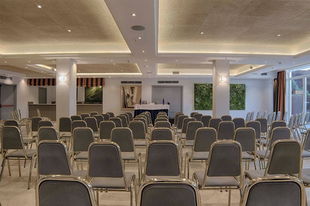 Hotel Majadahonda, Conferences
