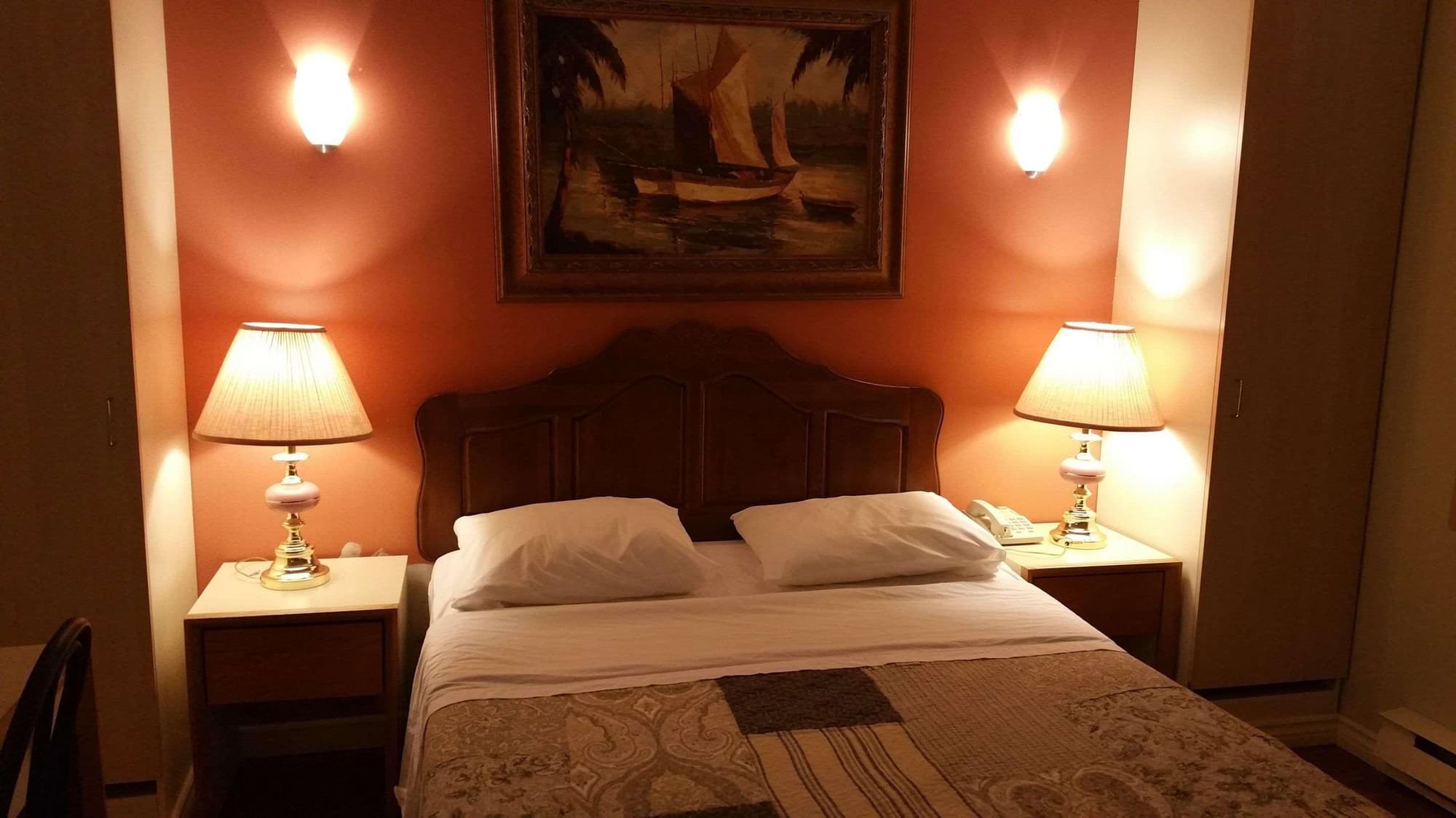 Olympia Hotel By Lodgo, Room