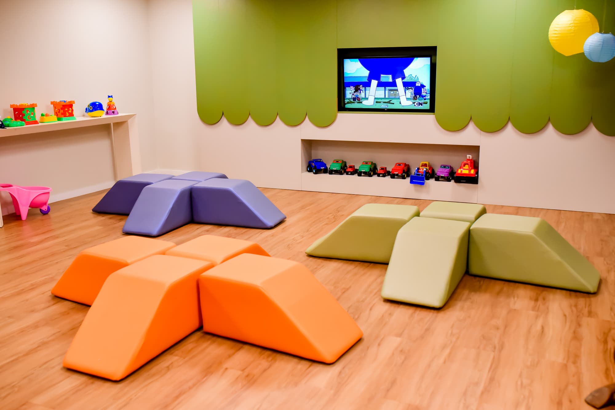 Wish Natal, Sports and Entertainment