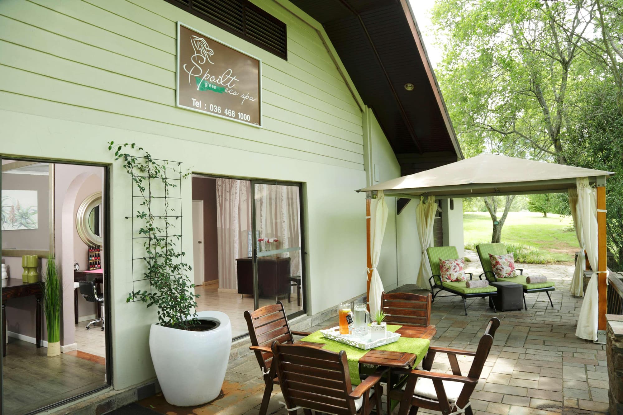 Drakensberg Sun, Sports and Entertainment