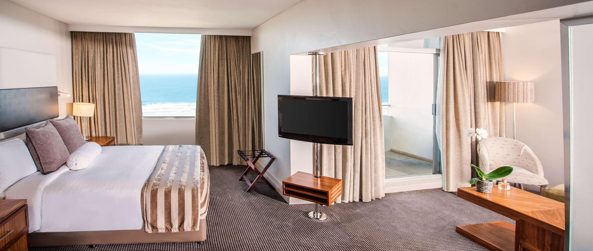 Southern Sun Elangeni & Maharani, Room