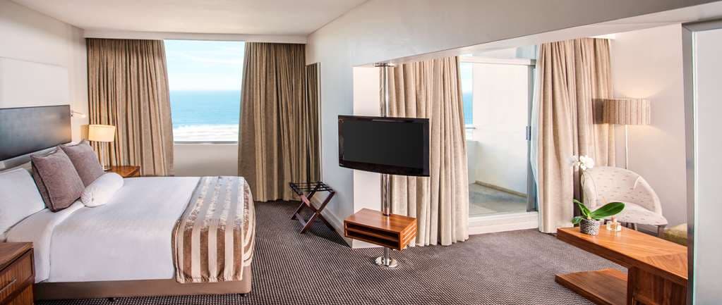 Southern Sun Elangeni & Maharani, Room