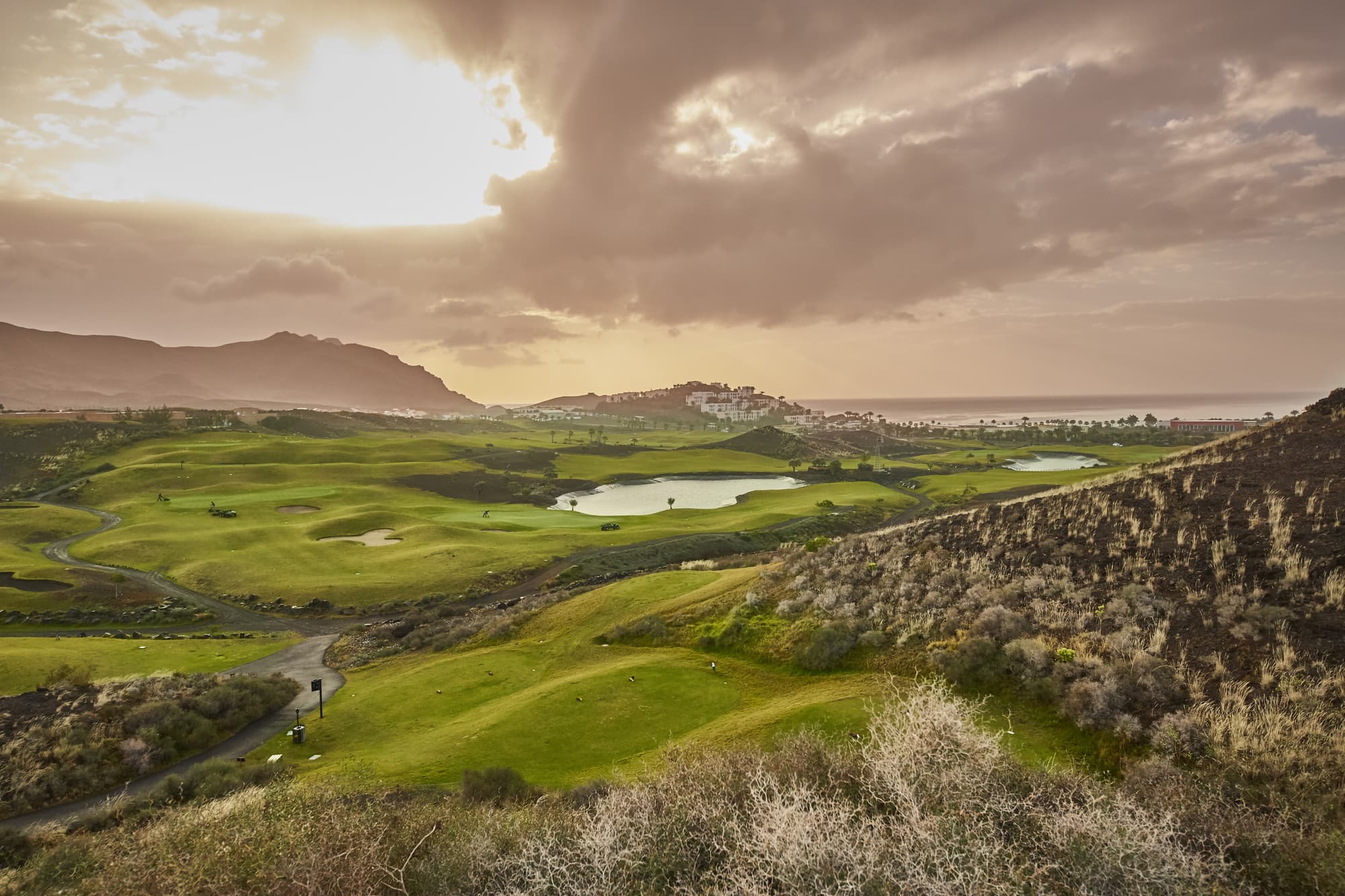 Playitas Aparthotel, Sports and Entertainment