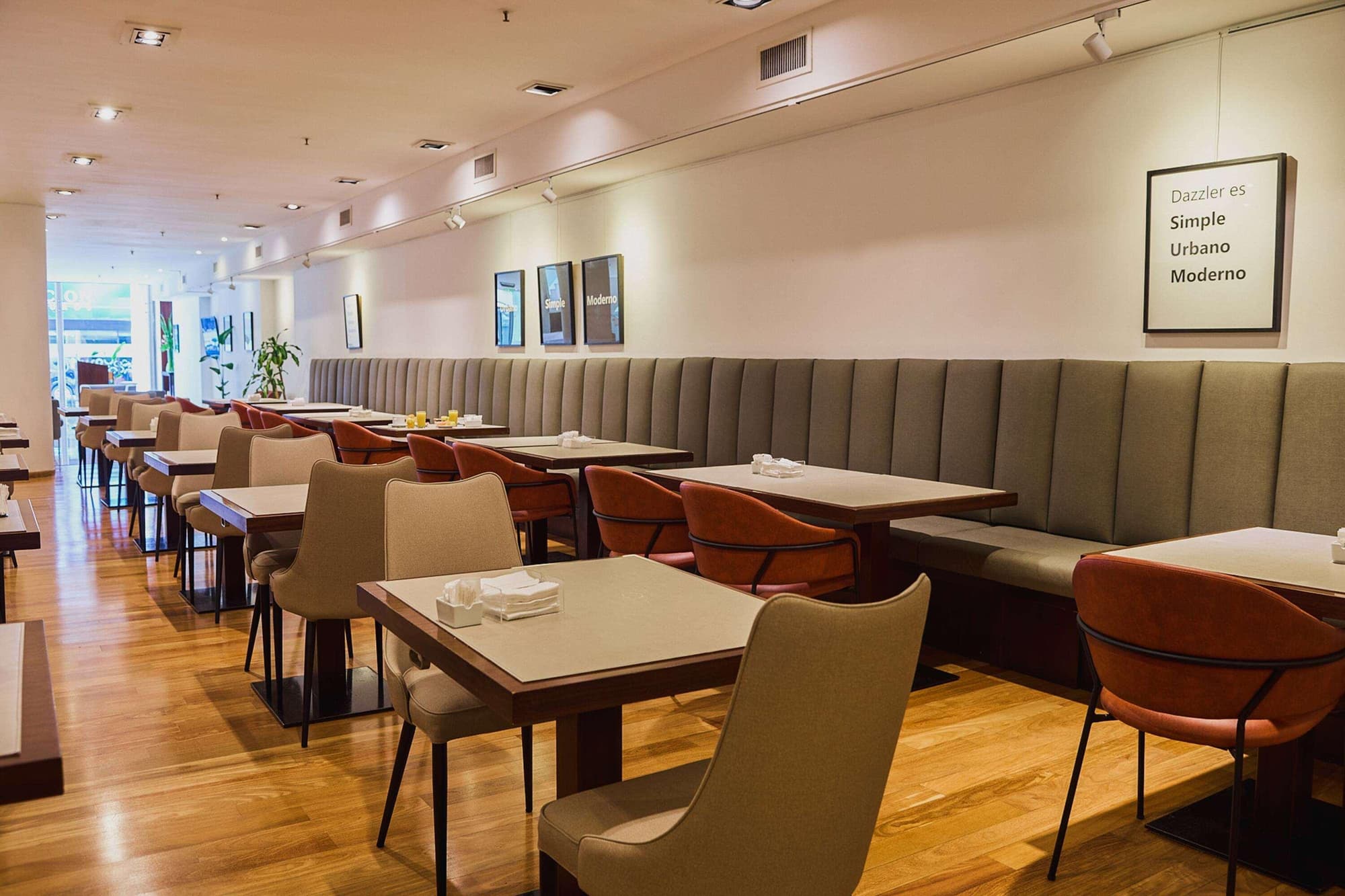 Dazzler by Wyndham Buenos Aires San Martin, Restaurant