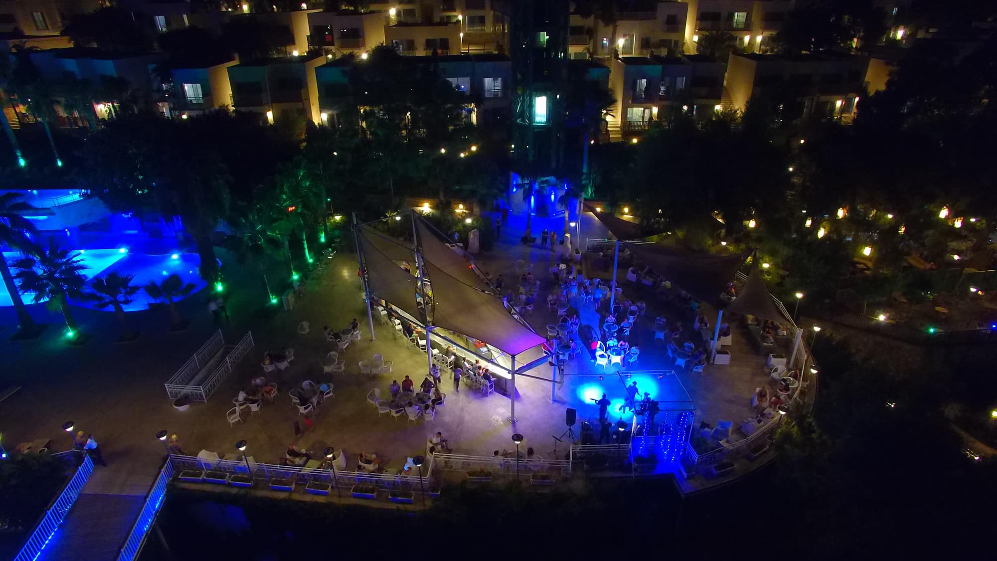 Blue Dreams Resort, Bar