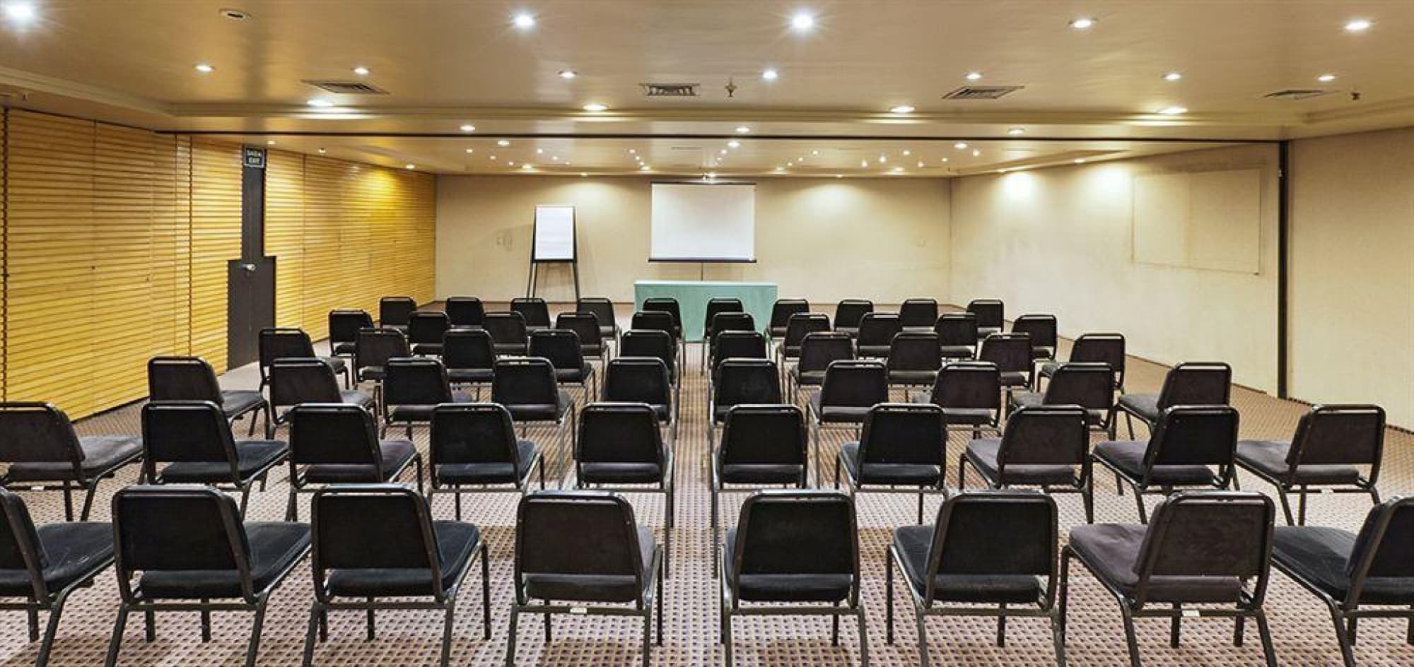 Premier Copacabana Hotel, Conferences