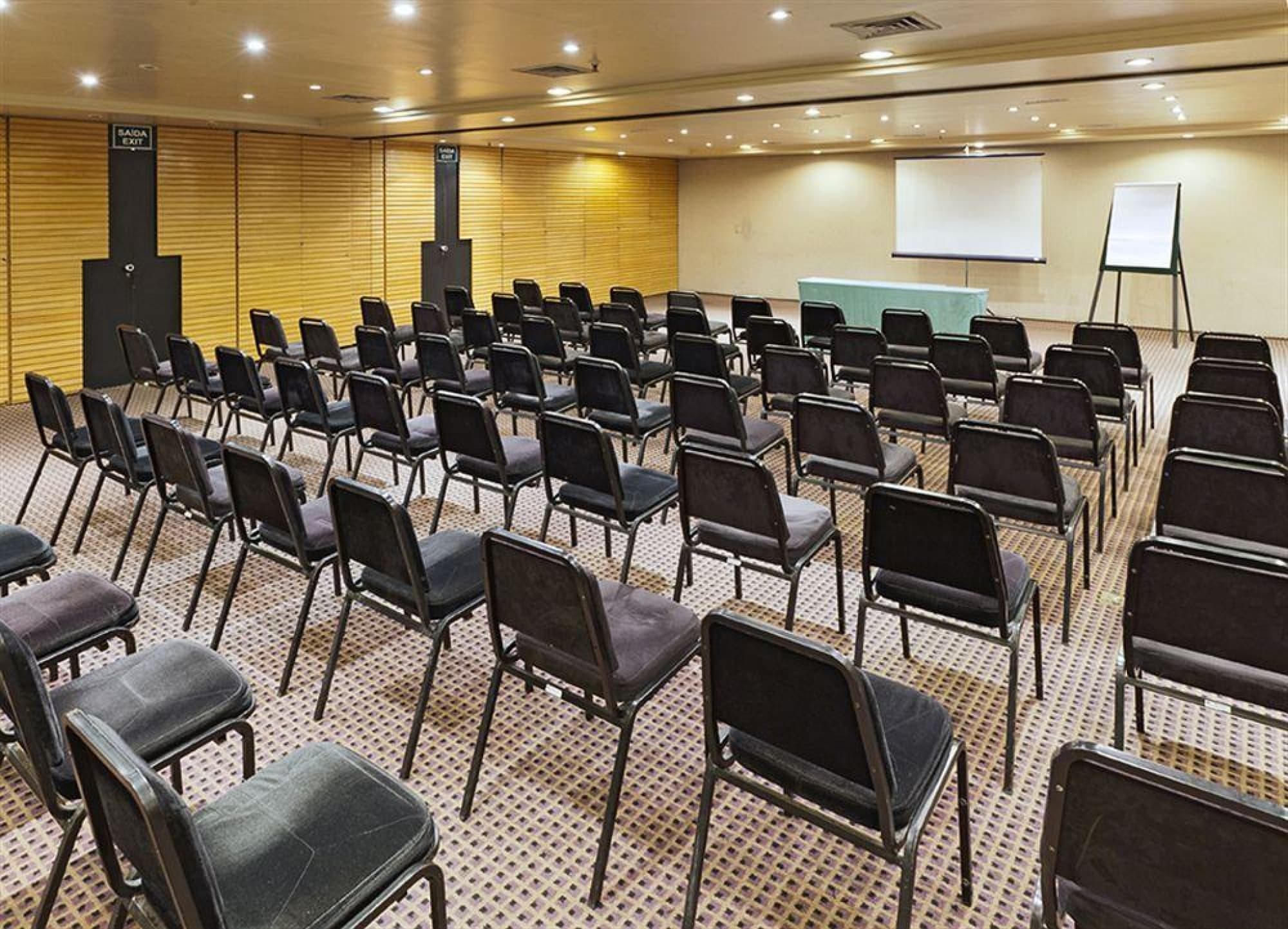 Premier Copacabana Hotel, Conferences