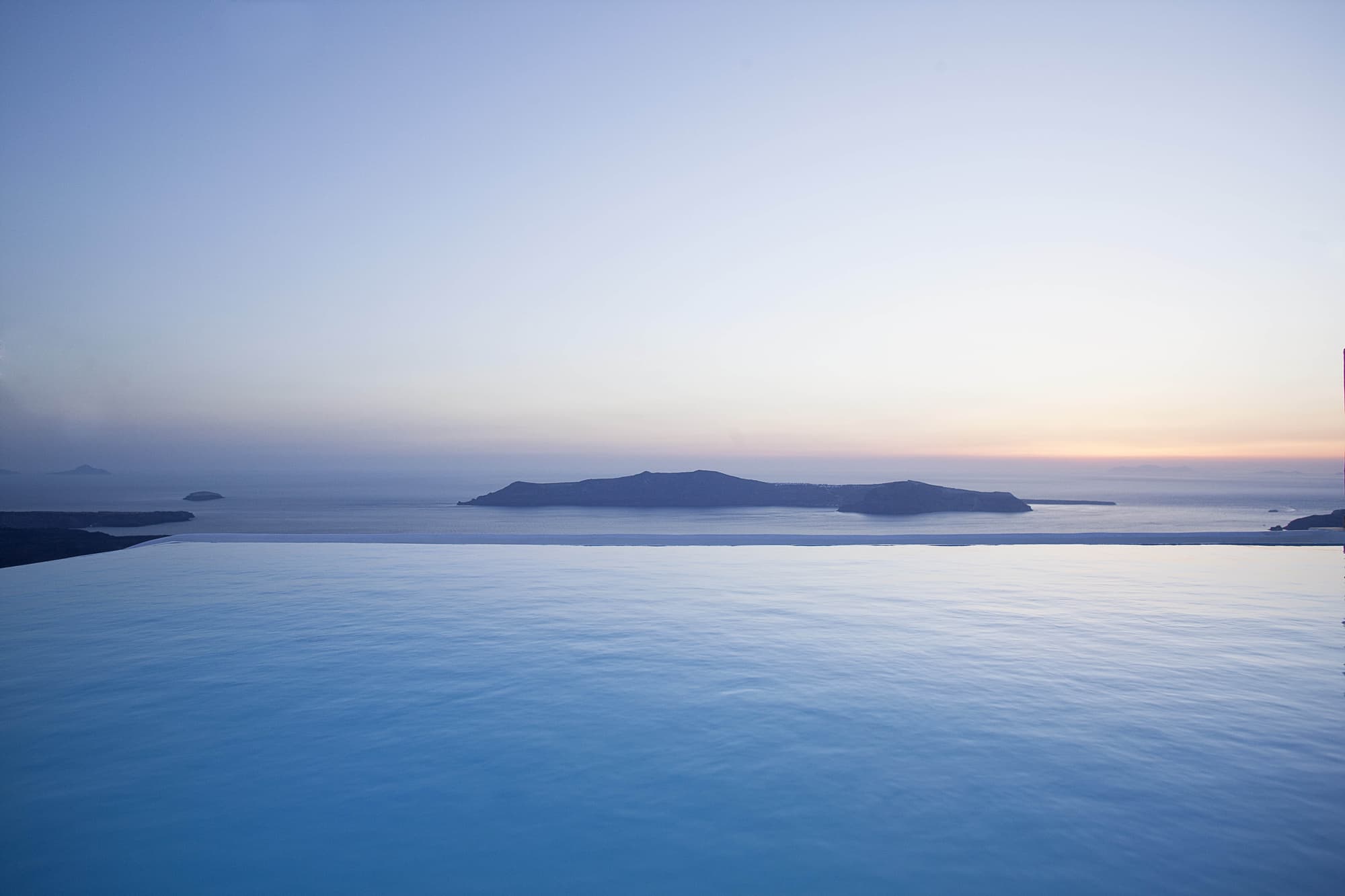 La Maltese Caldera Concept, Pool