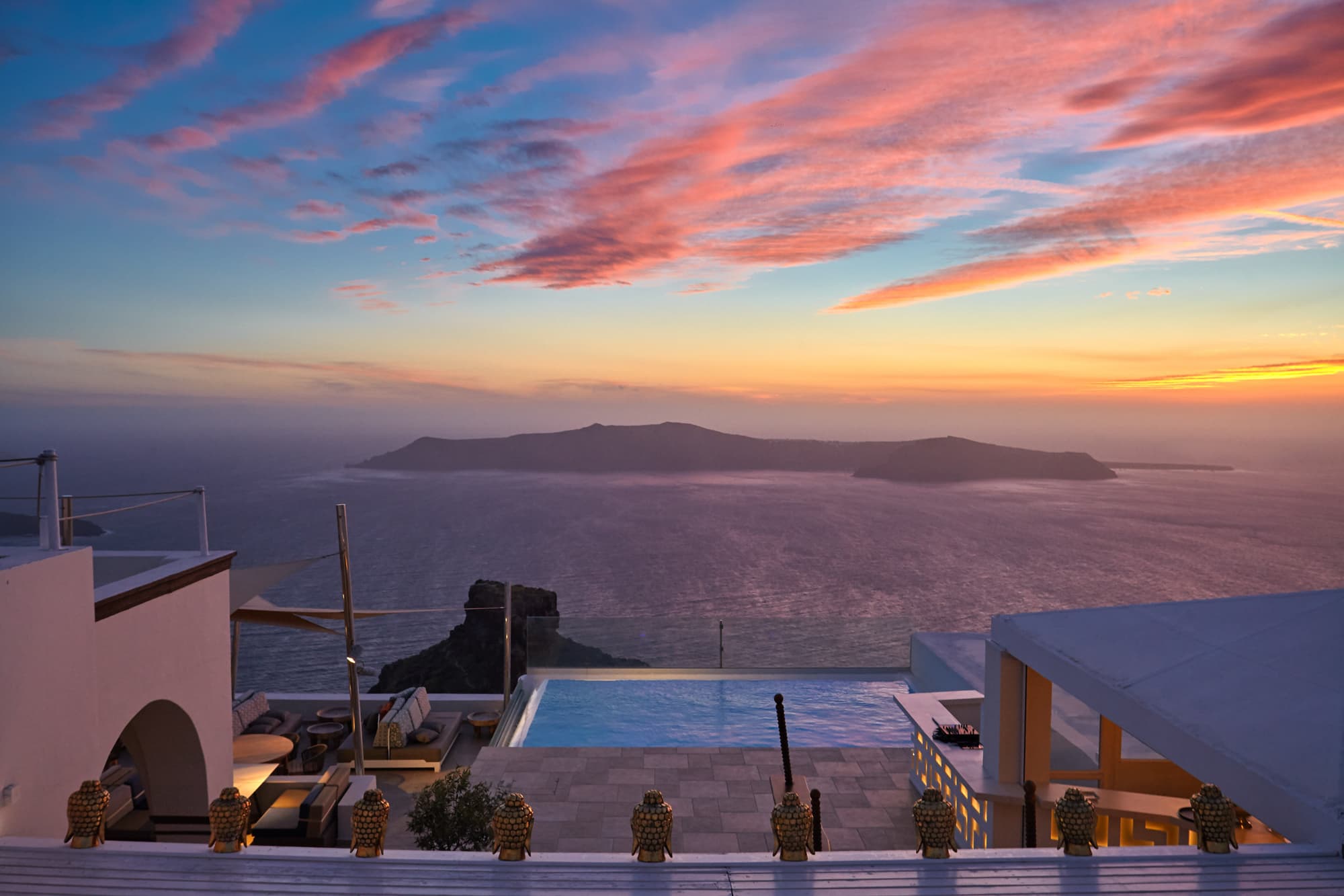 La Maltese Caldera Concept, Pool