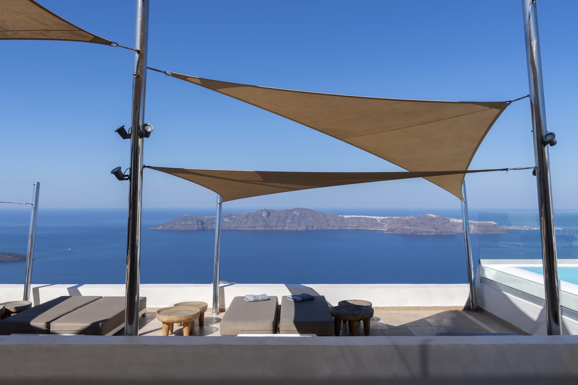 La Maltese Caldera Concept, Terrace