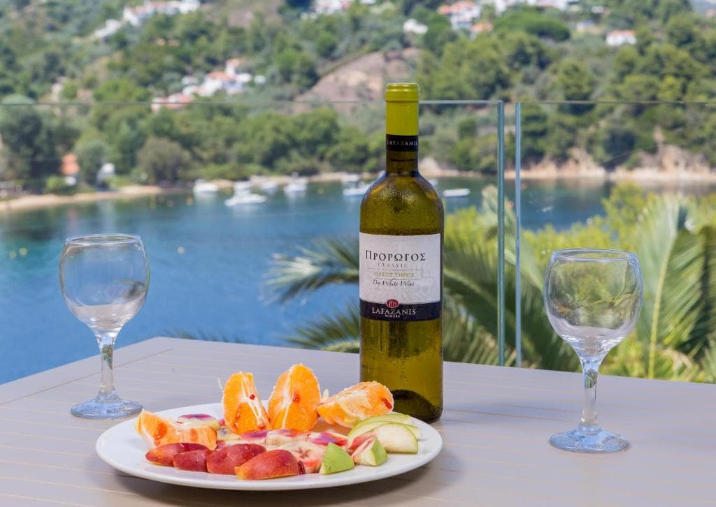 Kanapitsa Cape, Room