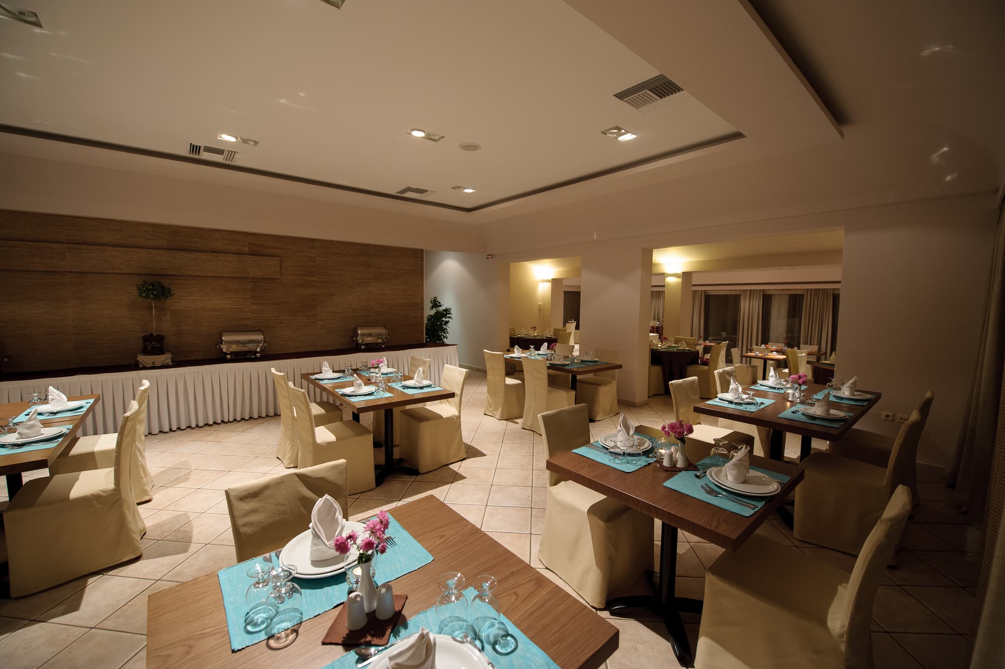 Olympion Asty, Restaurant