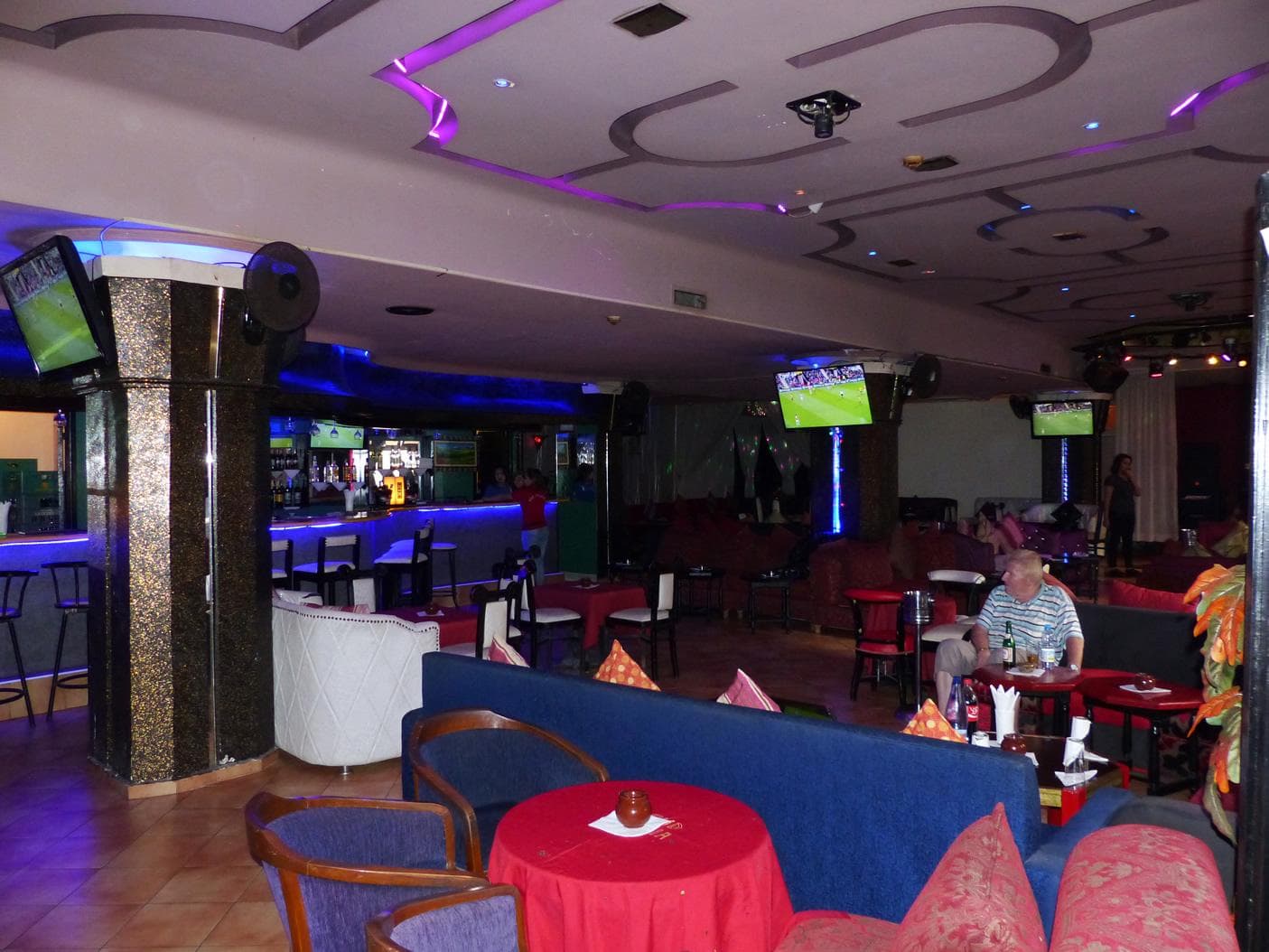 Bahia City Hotel, Bar
