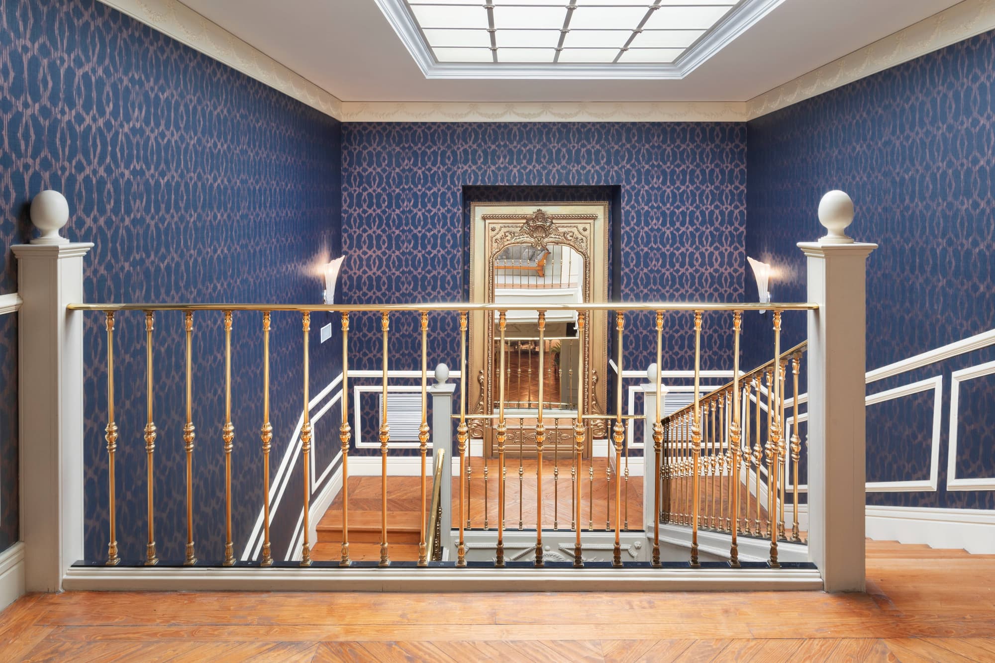 Catalonia las Cortes, Lobby