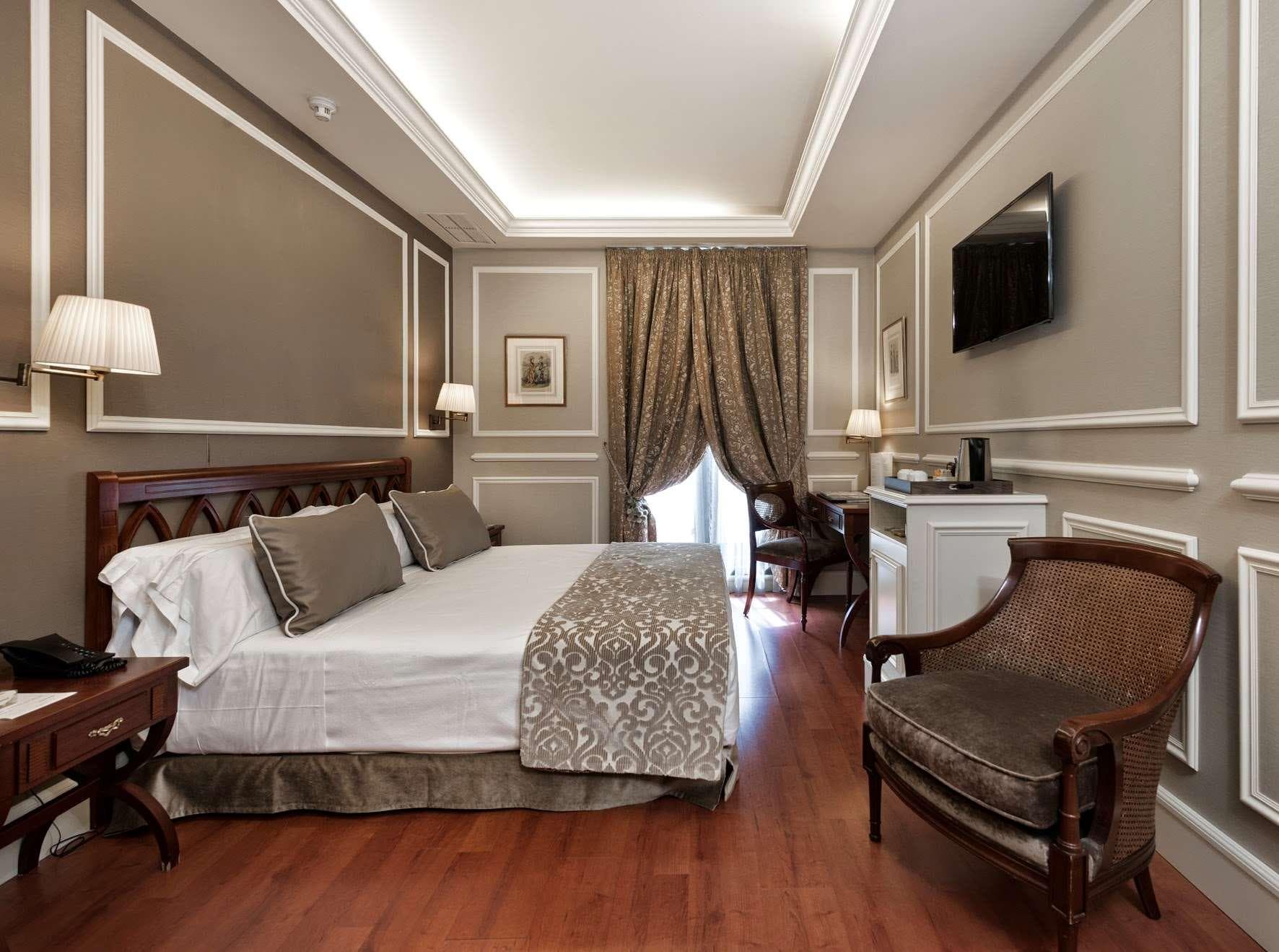 Catalonia las Cortes, Room