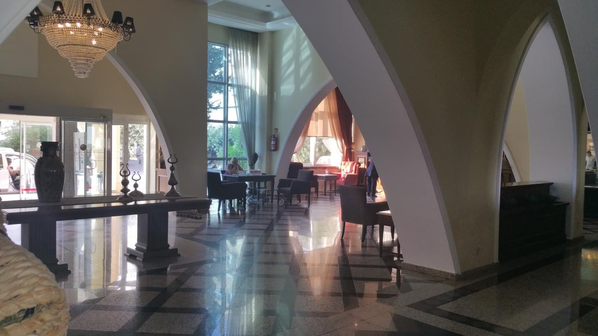 Oscar Resort Hotel, Lobby