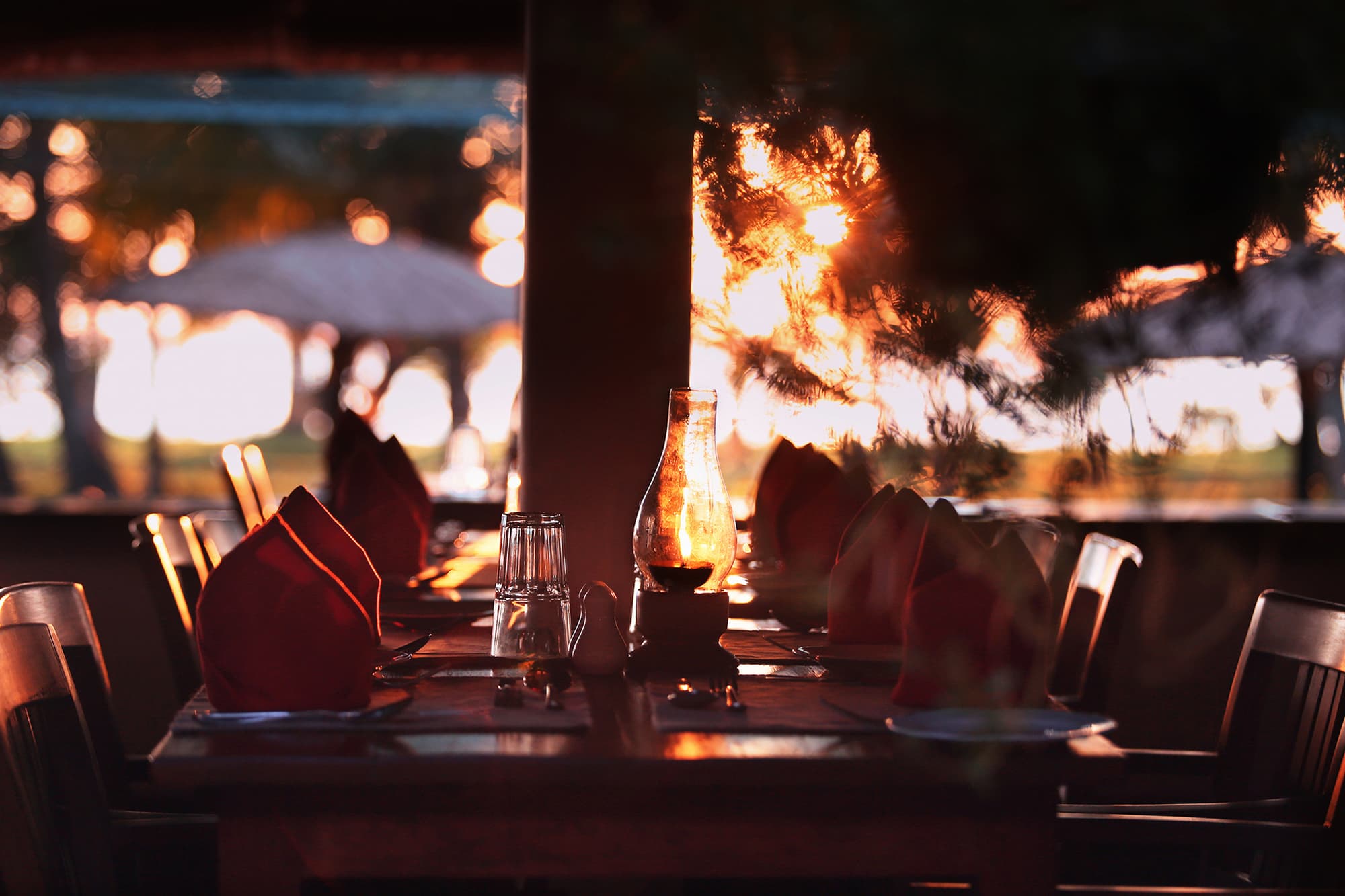 Coconut Lagoon, Restaurant