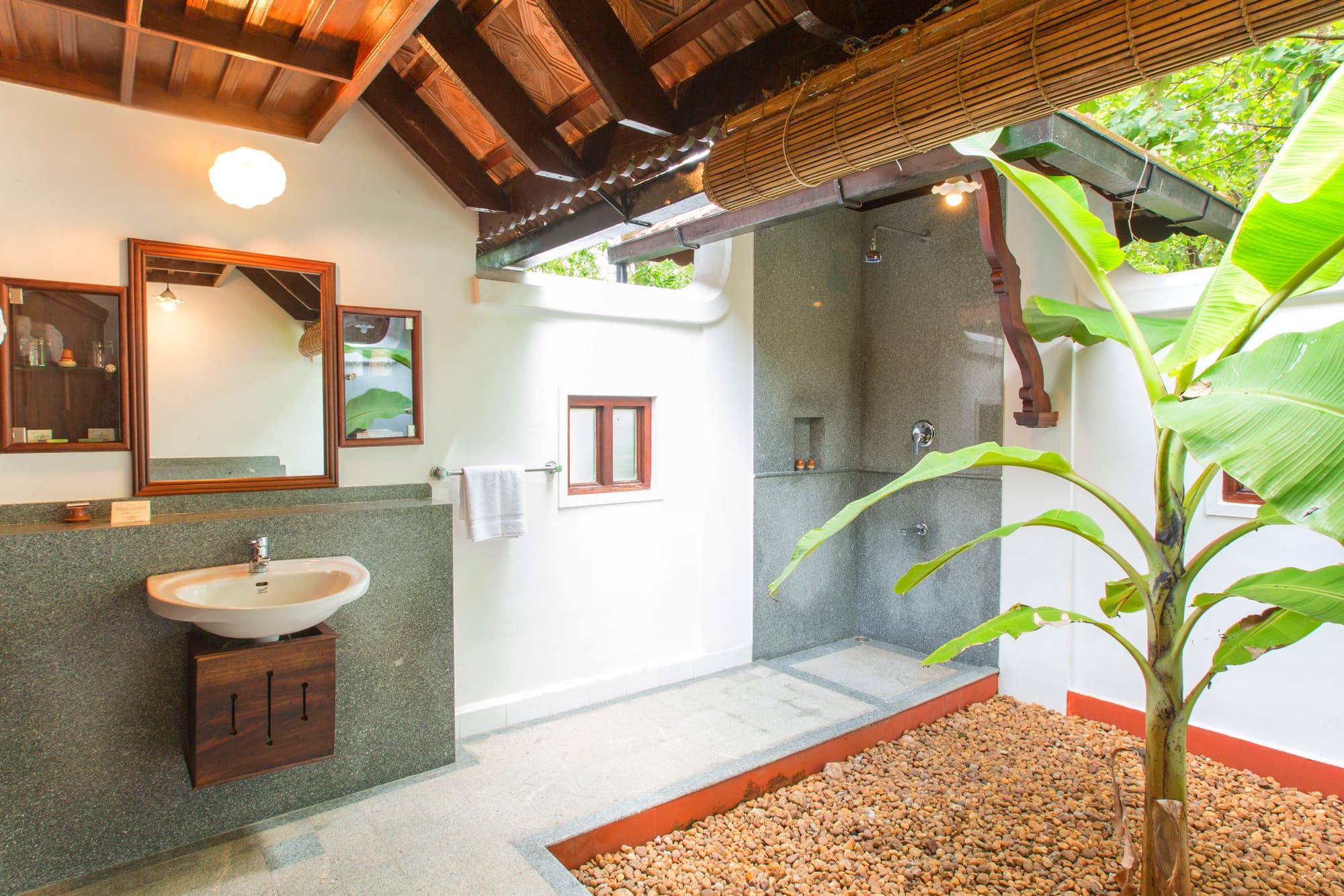 Coconut Lagoon, Room