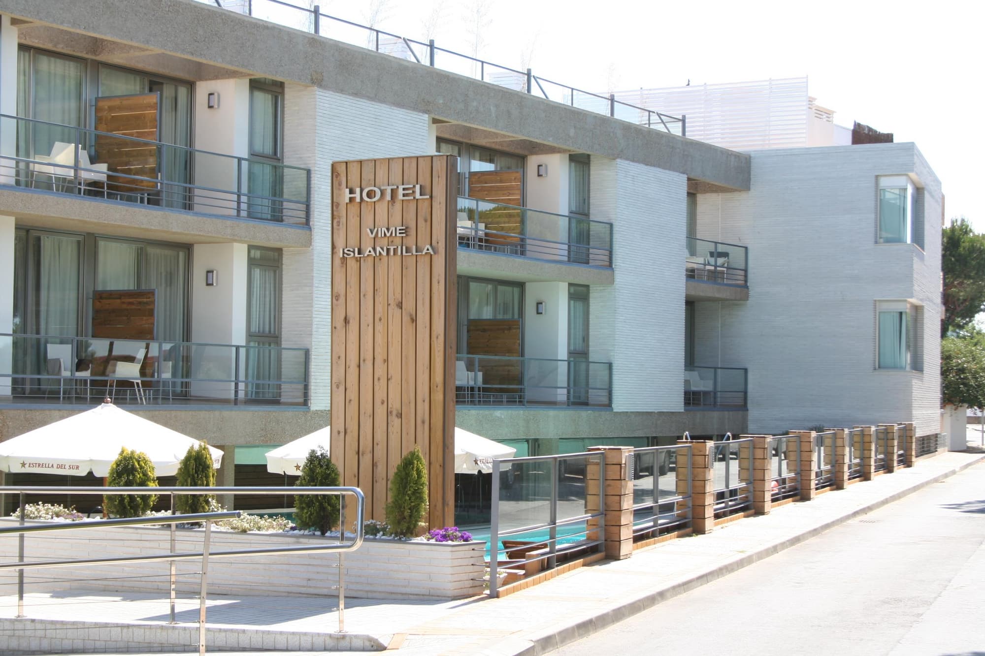 On Family Islantilla, General view